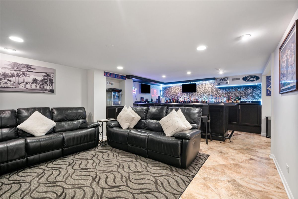 37 Park Lane Property Photo 29