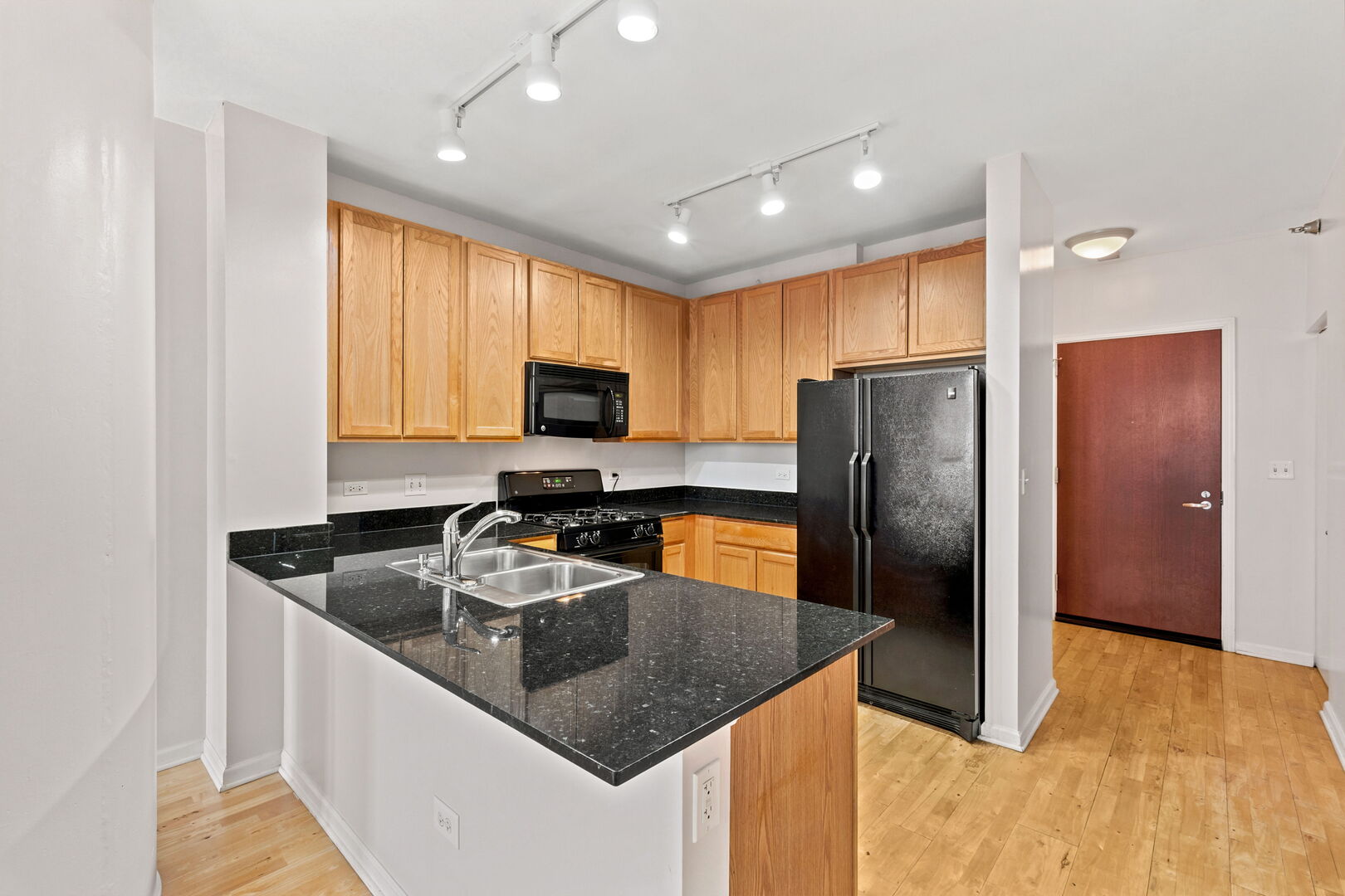 1255 S State Street 1514 Property Photo 4