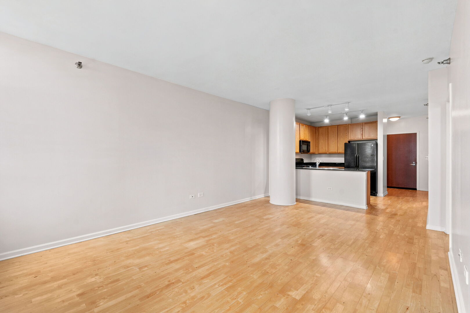 1255 S State Street 1514 Property Photo 5