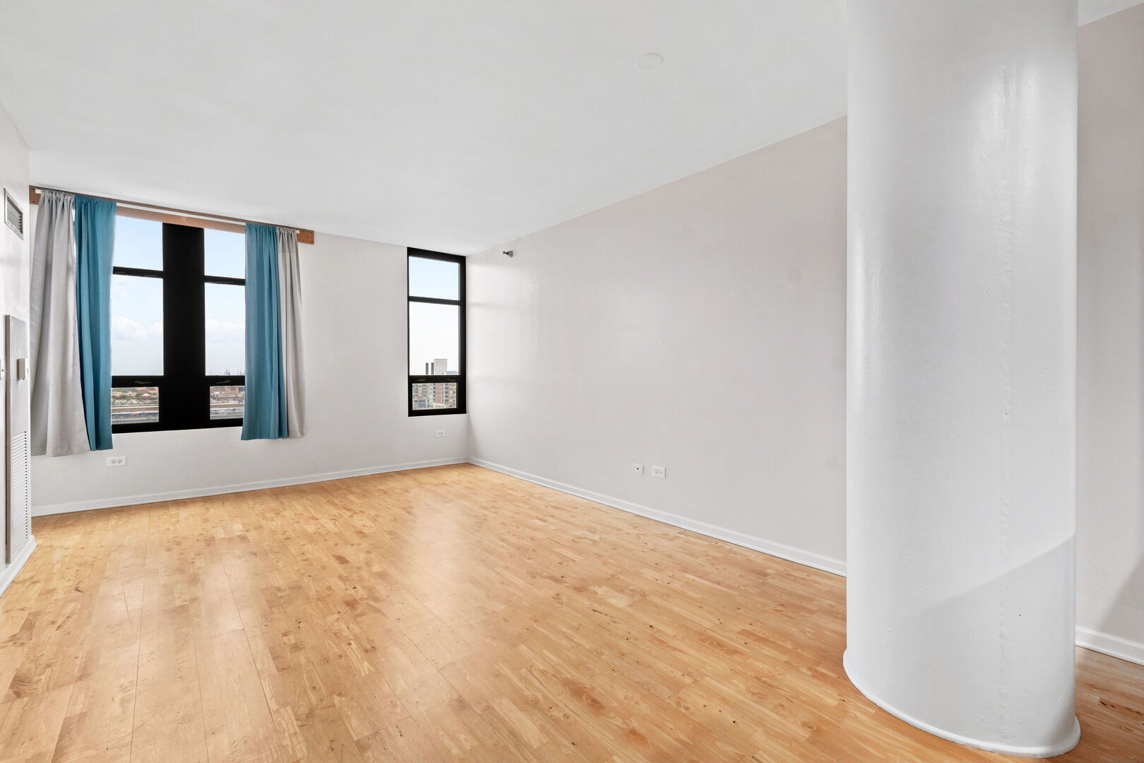 1255 S State Street 1514 Property Photo 6