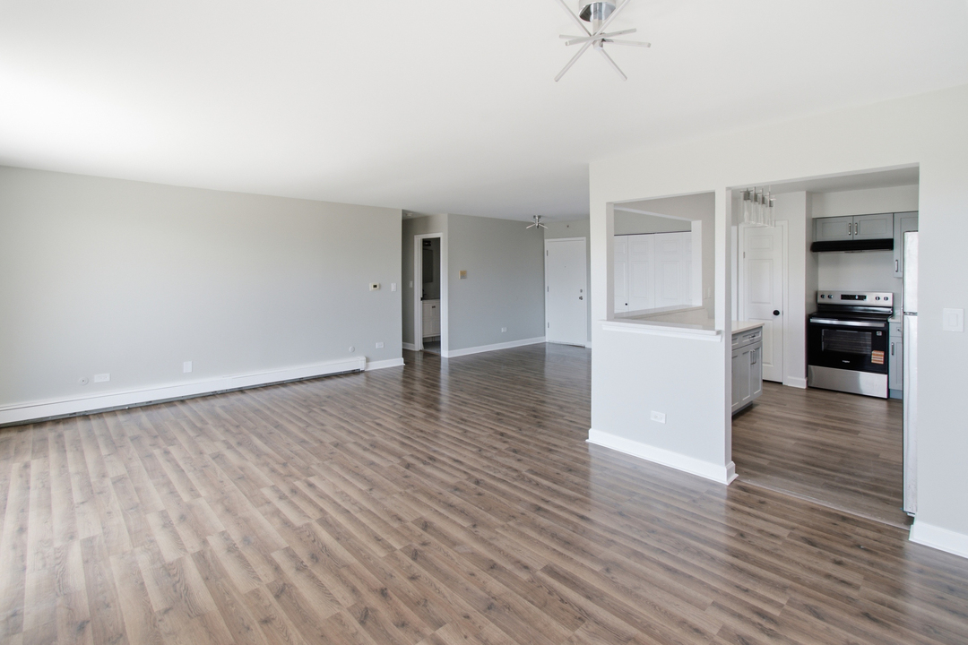 9445 Kenton Avenue 406 Property Photo 14