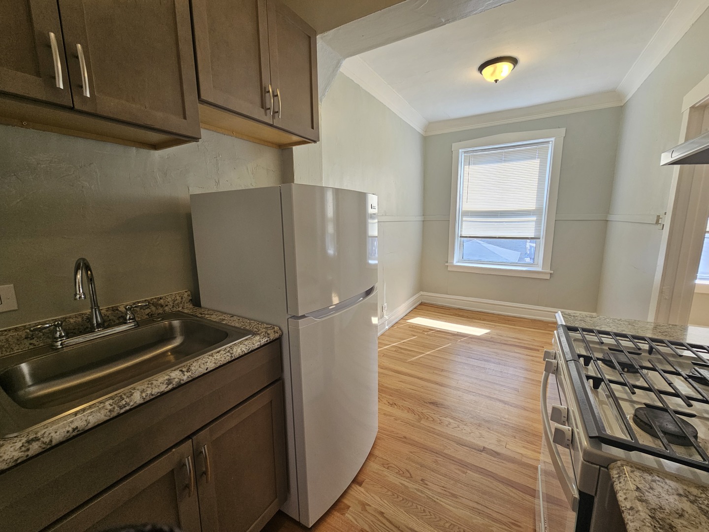 4749 N Monticello Avenue 2c Property Photo 6