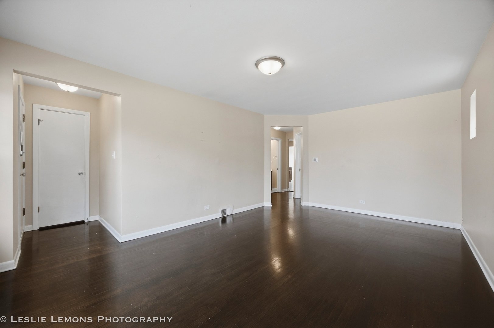 3433 Wesley Avenue Property Photo 3