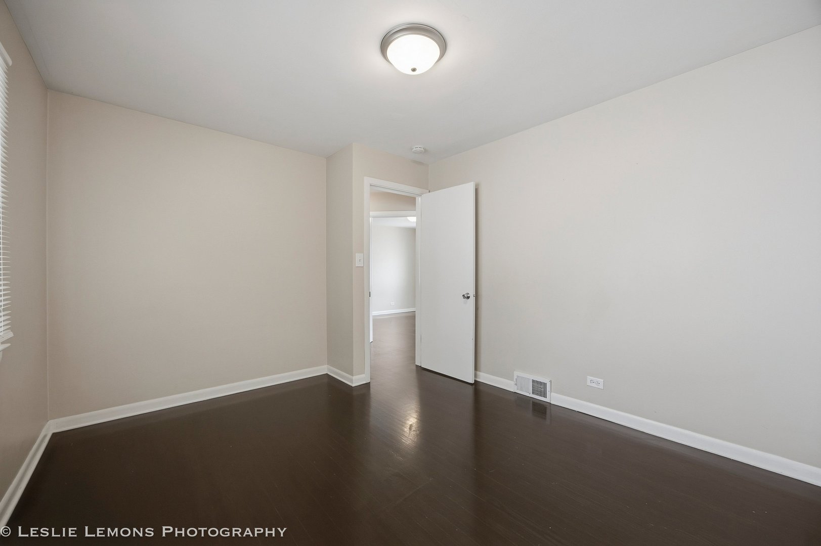 3433 Wesley Avenue Property Photo 9