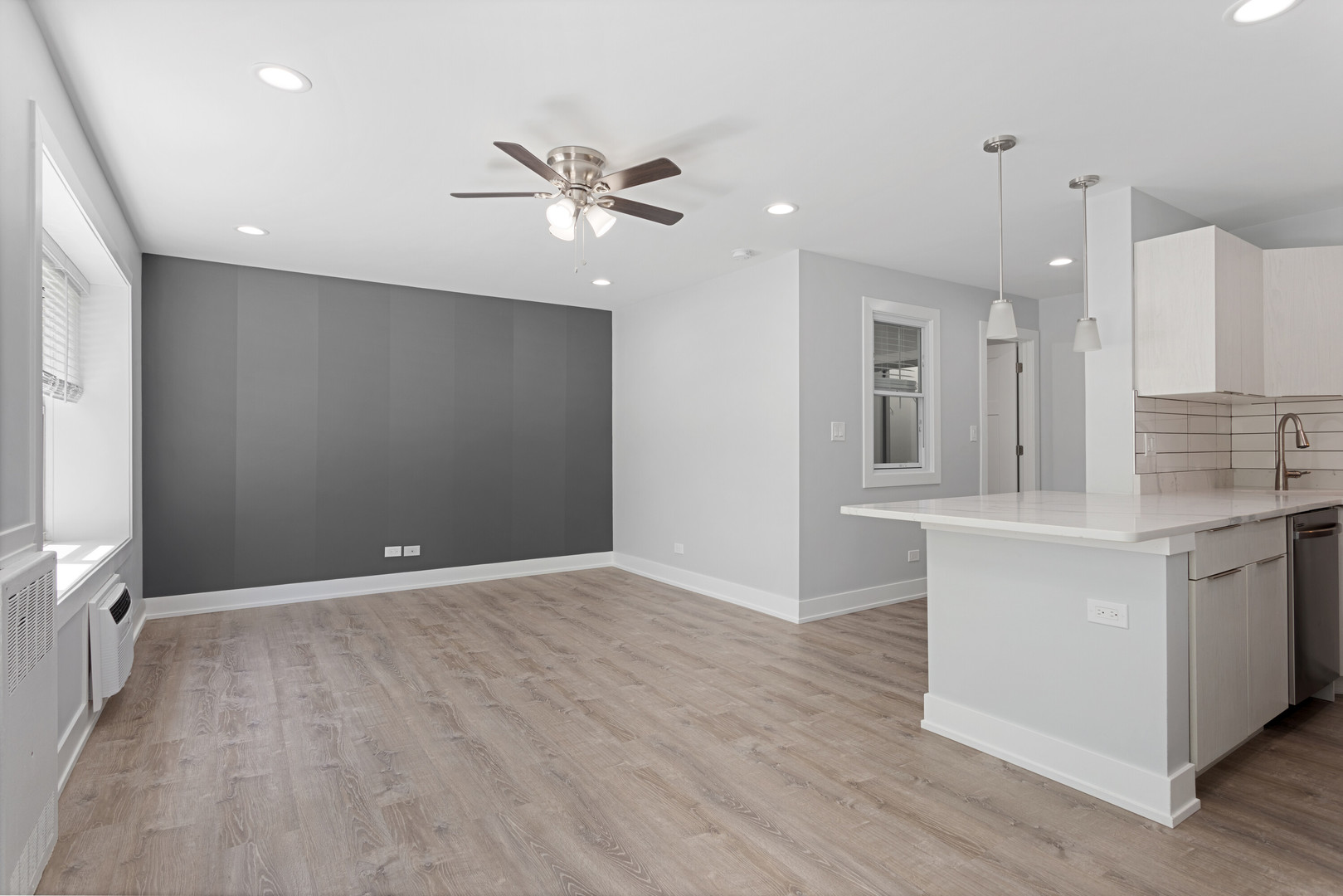 7070 N Sheridan Avenue 2s Property Photo 5