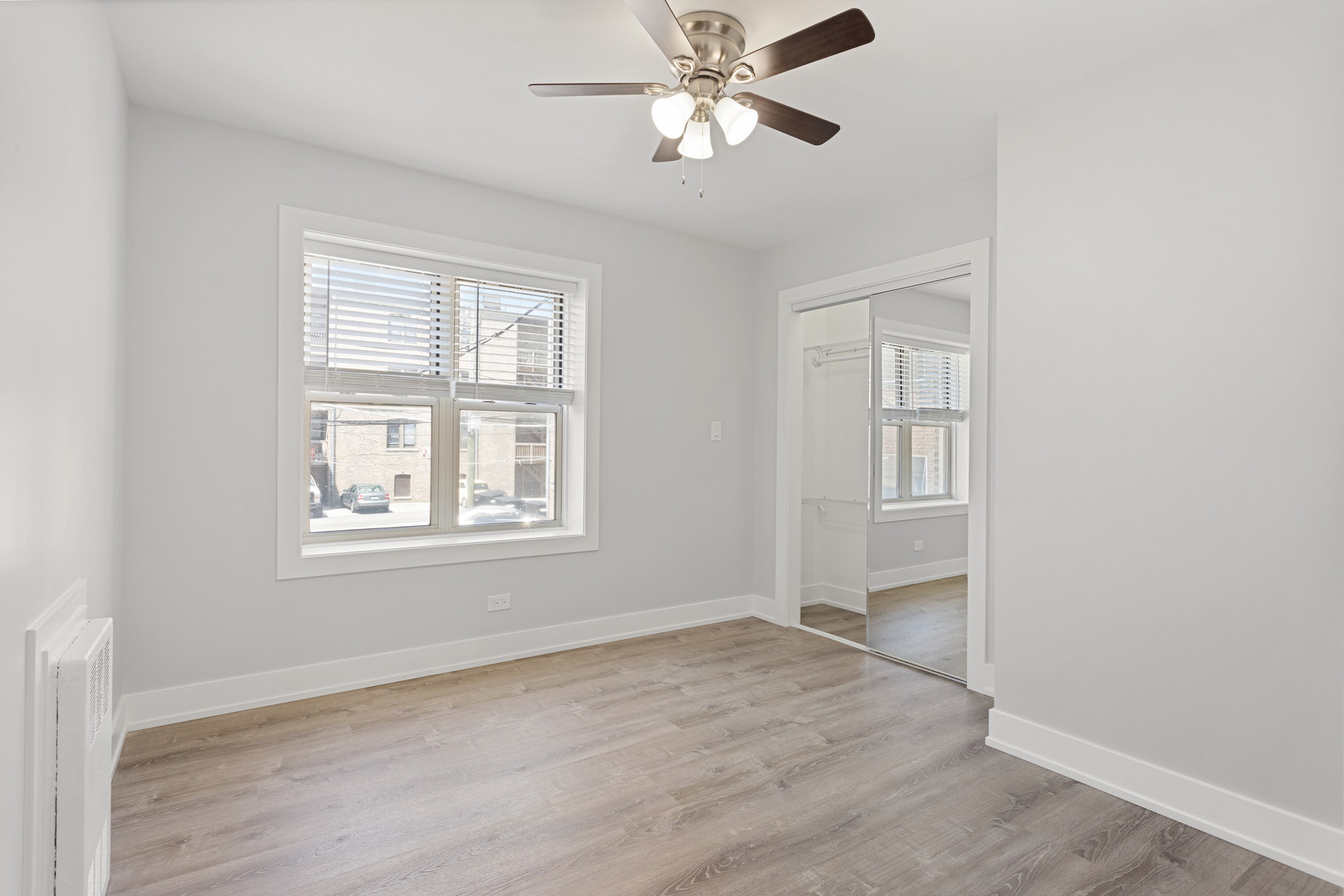 7070 N Sheridan Avenue 2s Property Photo 8