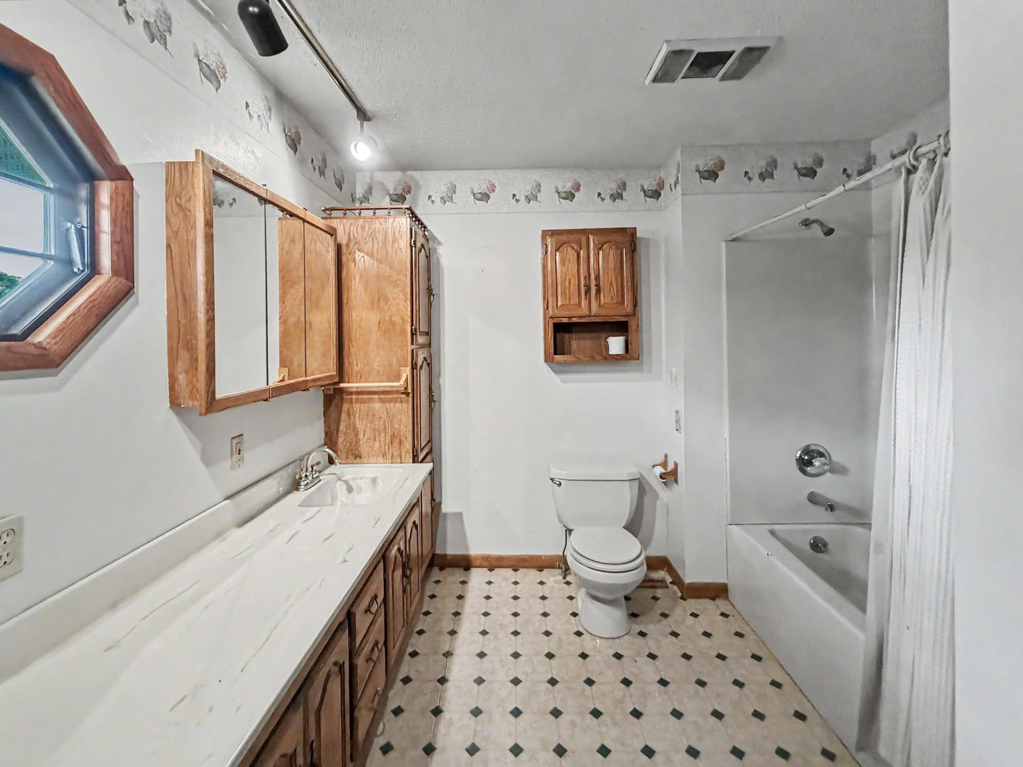 2661 E 900 North Road Property Photo 17