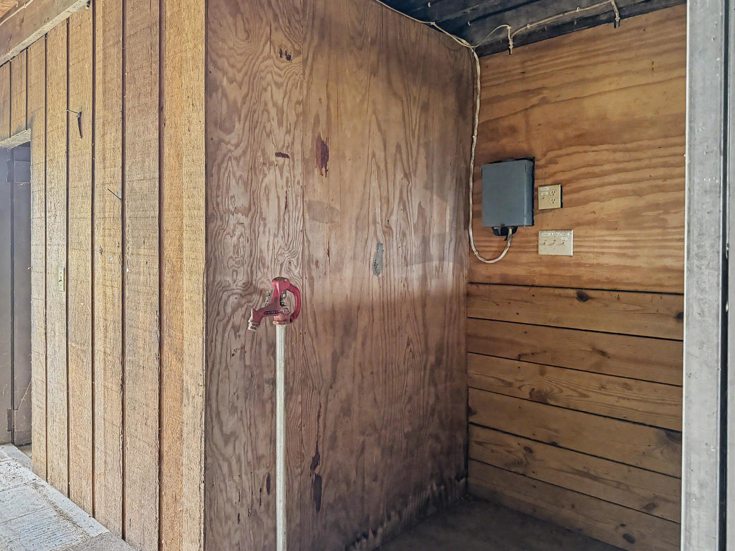 2661 E 900 North Road Property Photo 24
