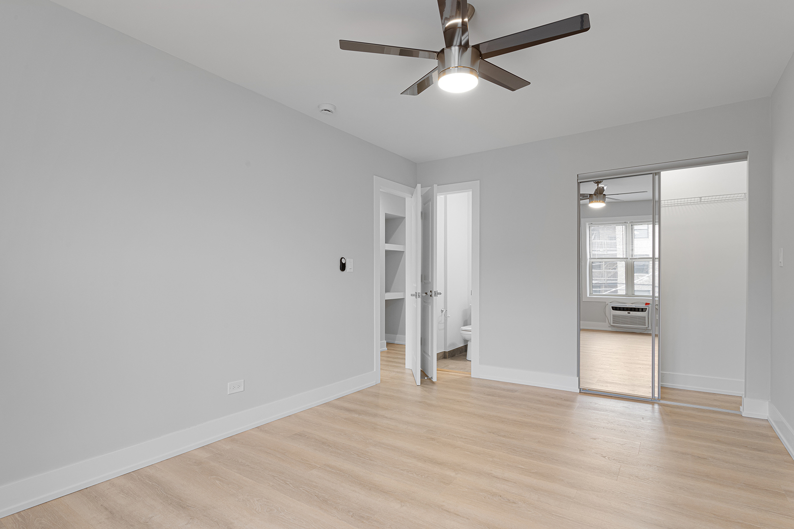 7070 N Sheridan Avenue 3s Property Photo 7