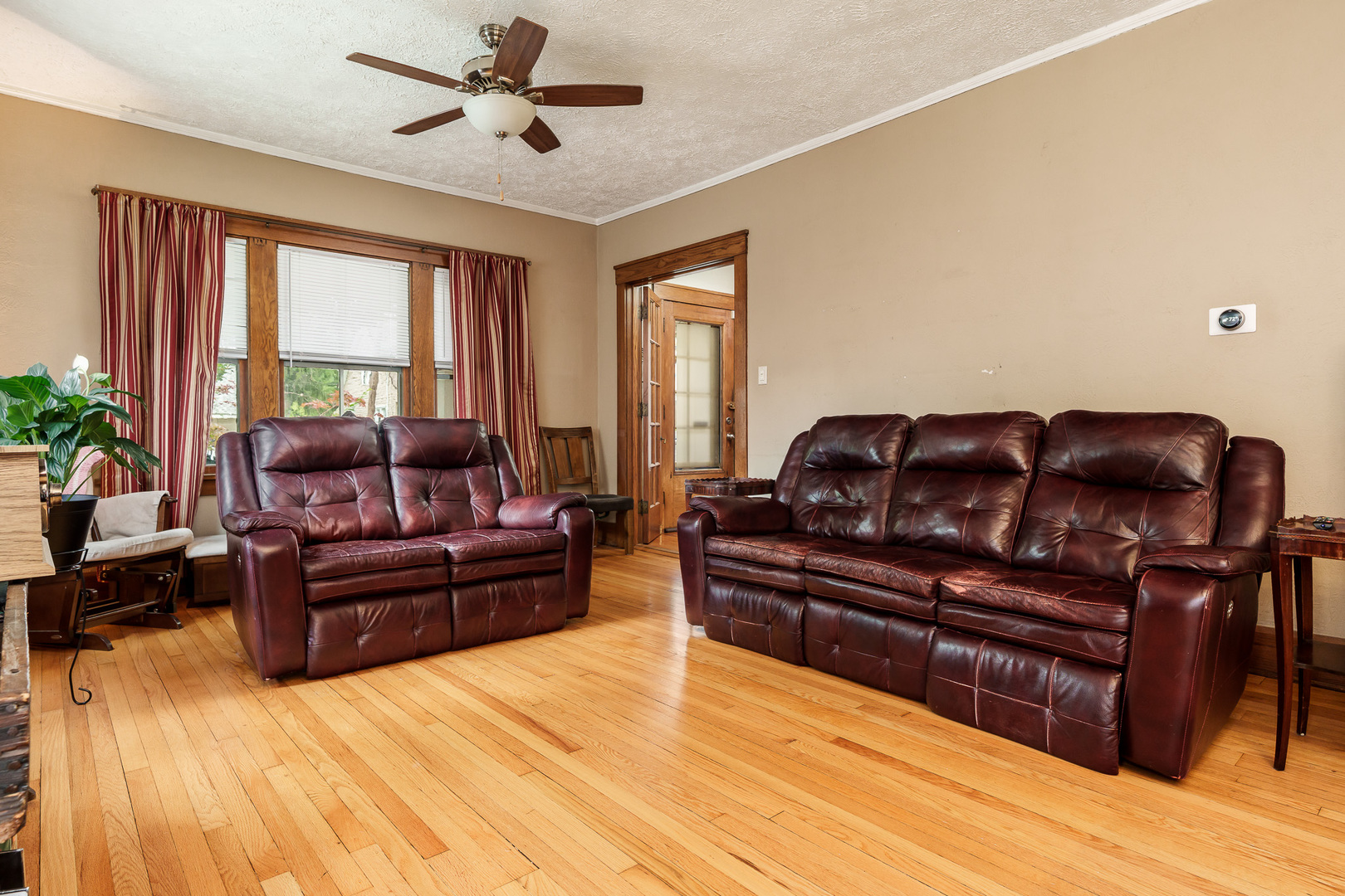 328 Washington Street Property Photo 12