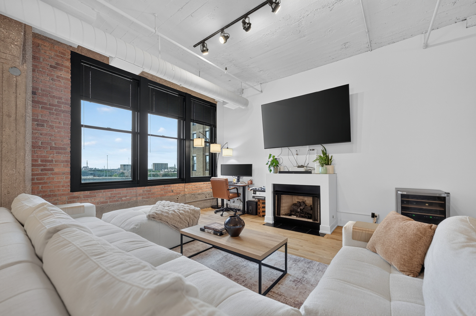 728 W Jackson Boulevard 712 Property Photo 5
