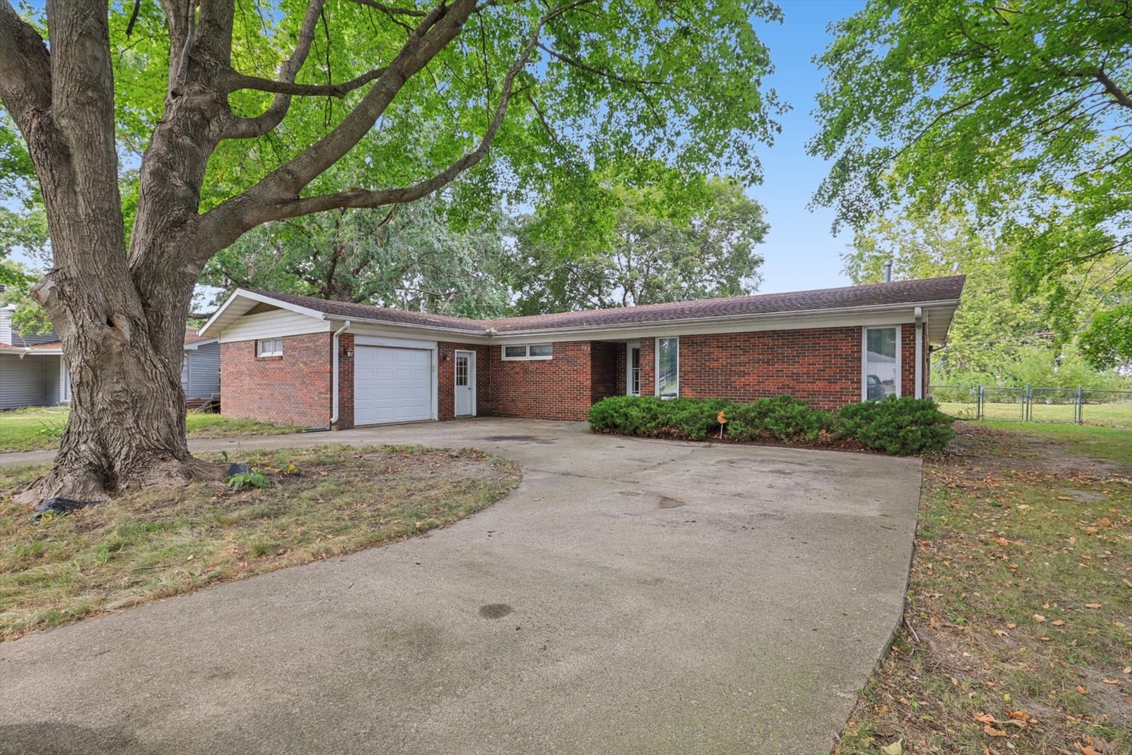209 Matteson Drive Property Photo 1