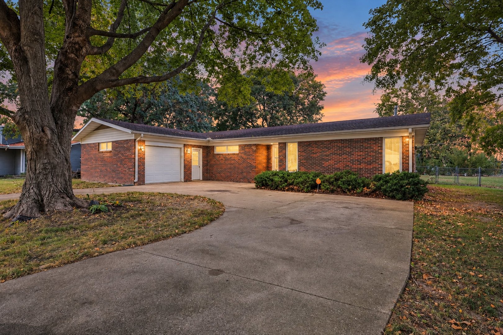 209 Matteson Drive Property Photo 8