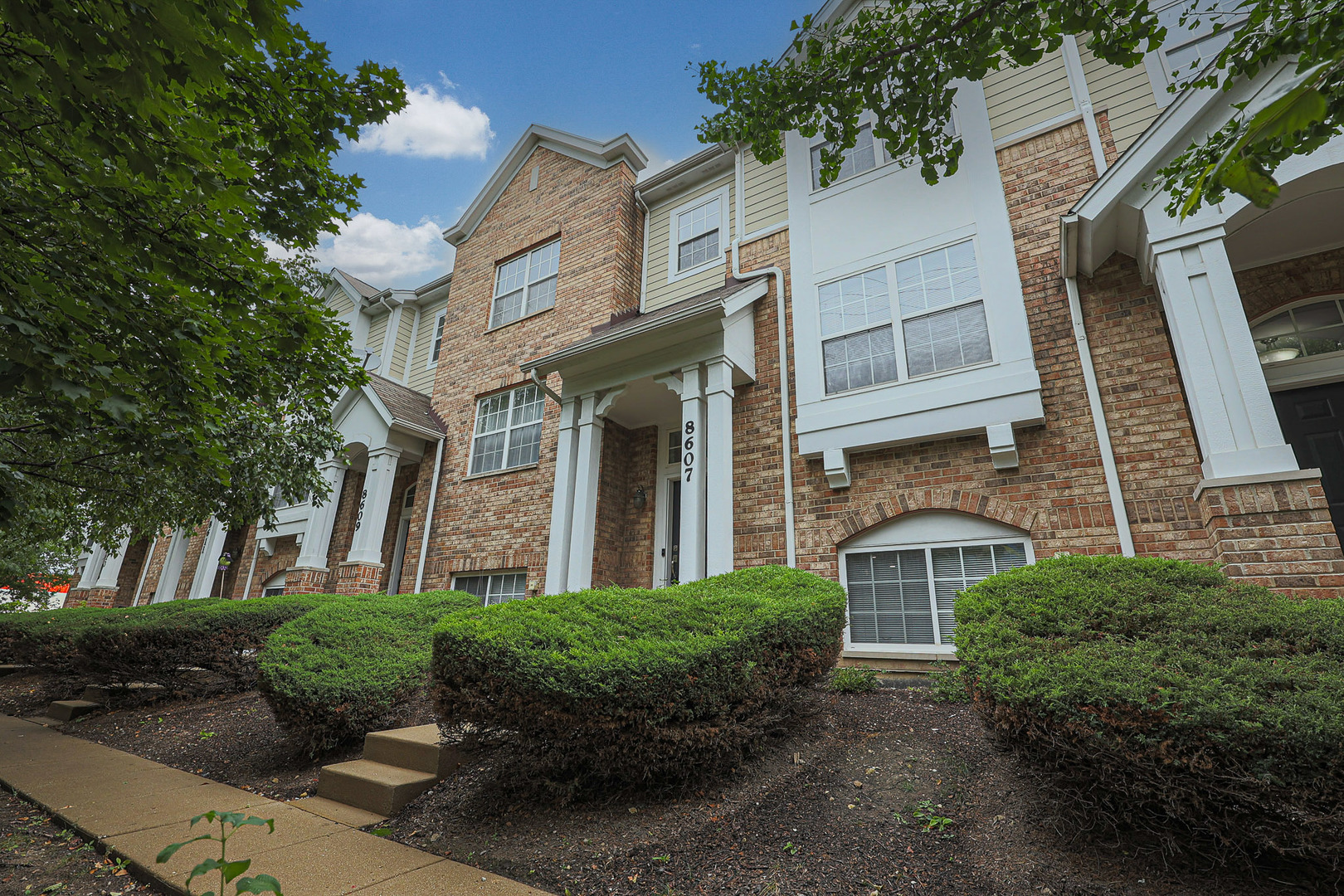 8607 Waukegan Road Property Photo 3