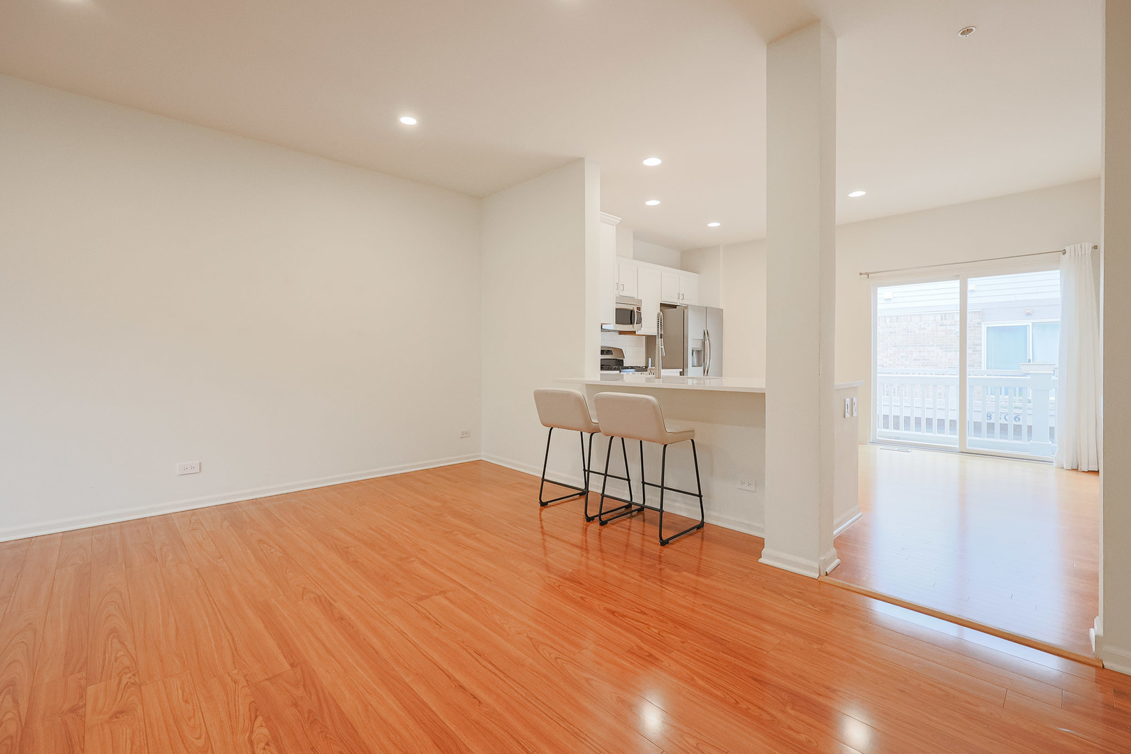 8607 Waukegan Road Property Photo 7