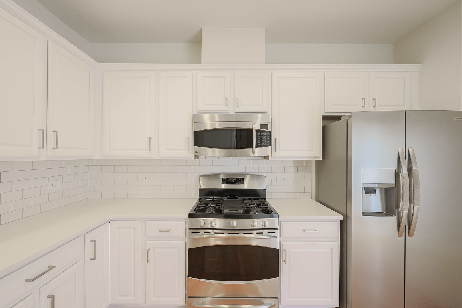 8607 Waukegan Road Property Photo 14