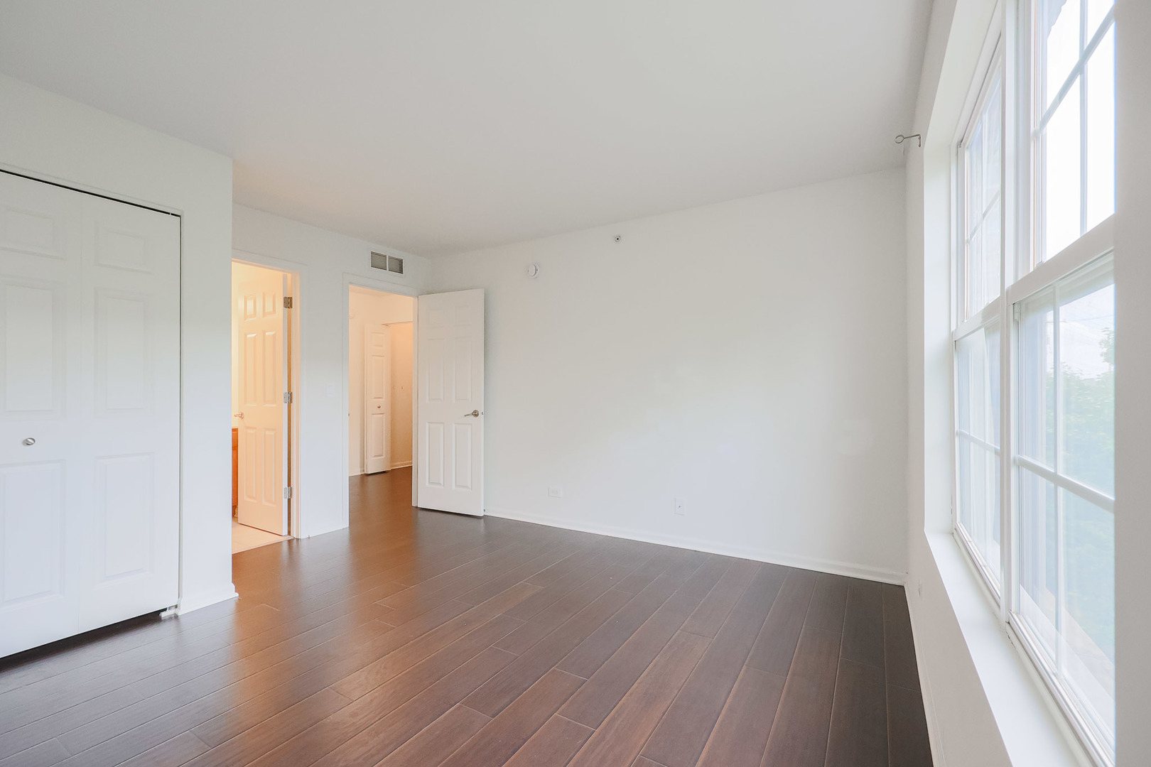 8607 Waukegan Road Property Photo 17
