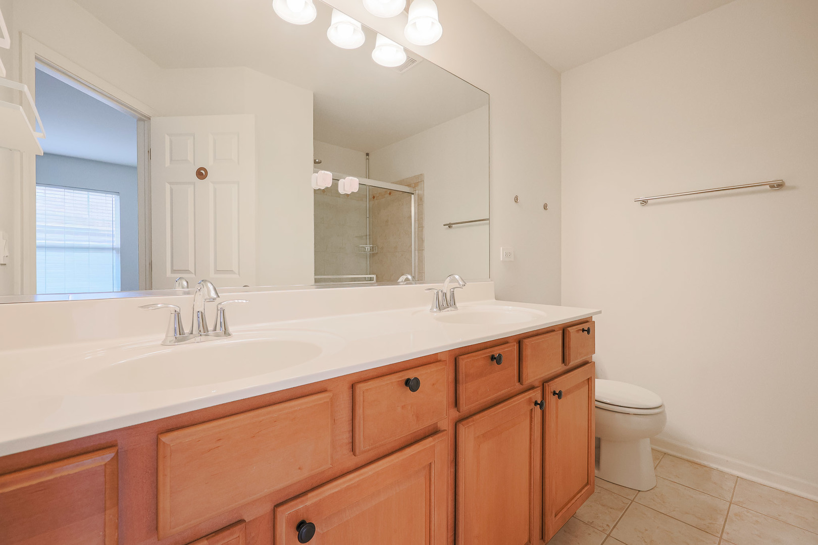 8607 Waukegan Road Property Photo 21