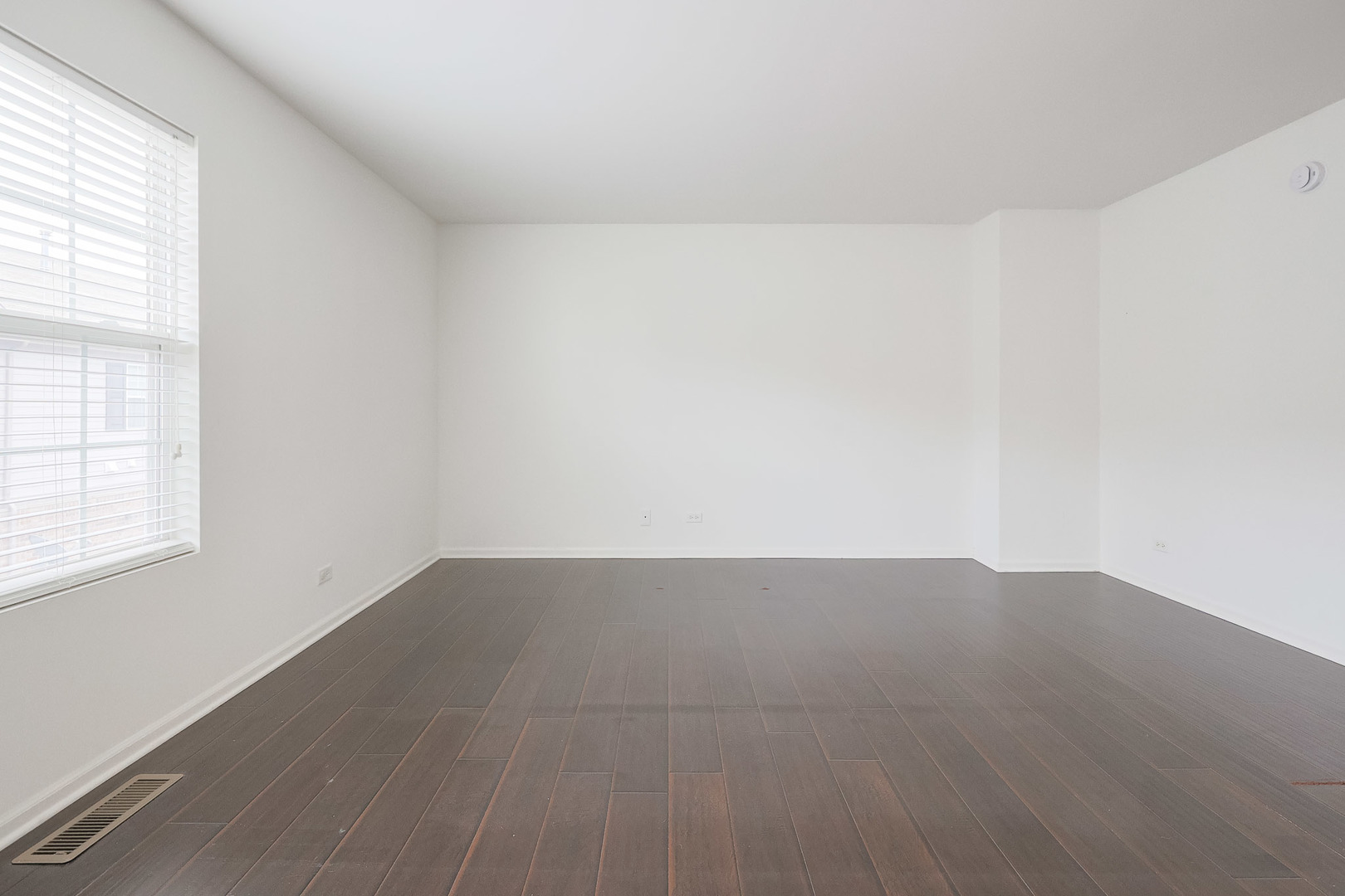 8607 Waukegan Road Property Photo 24