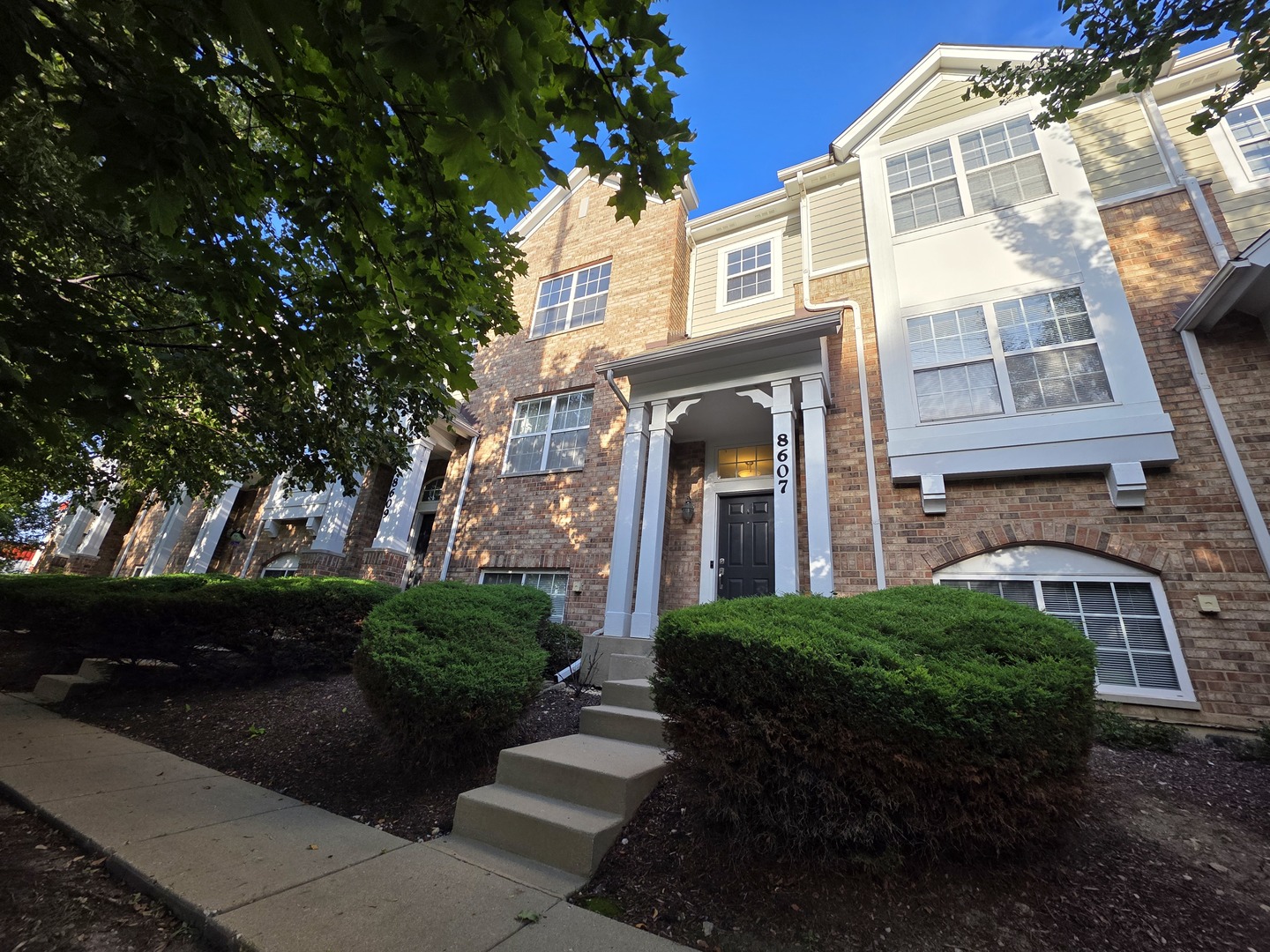 8607 Waukegan Road Property Photo 35