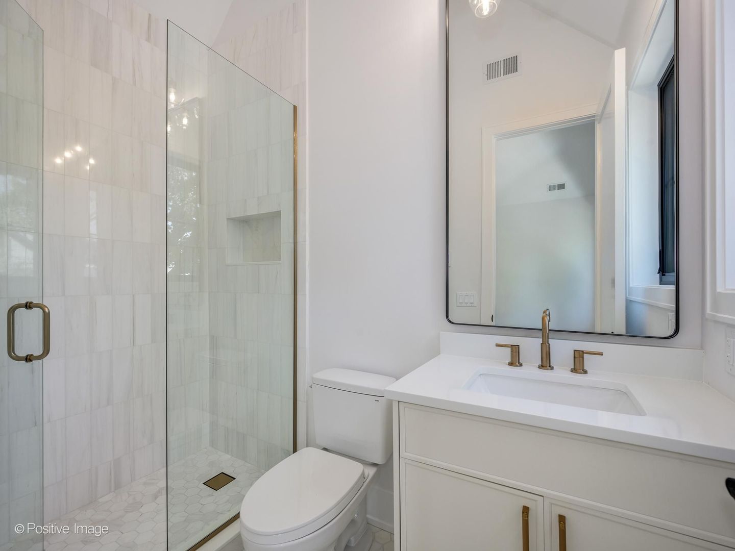2714 N Magnolia Avenue Property Photo 32