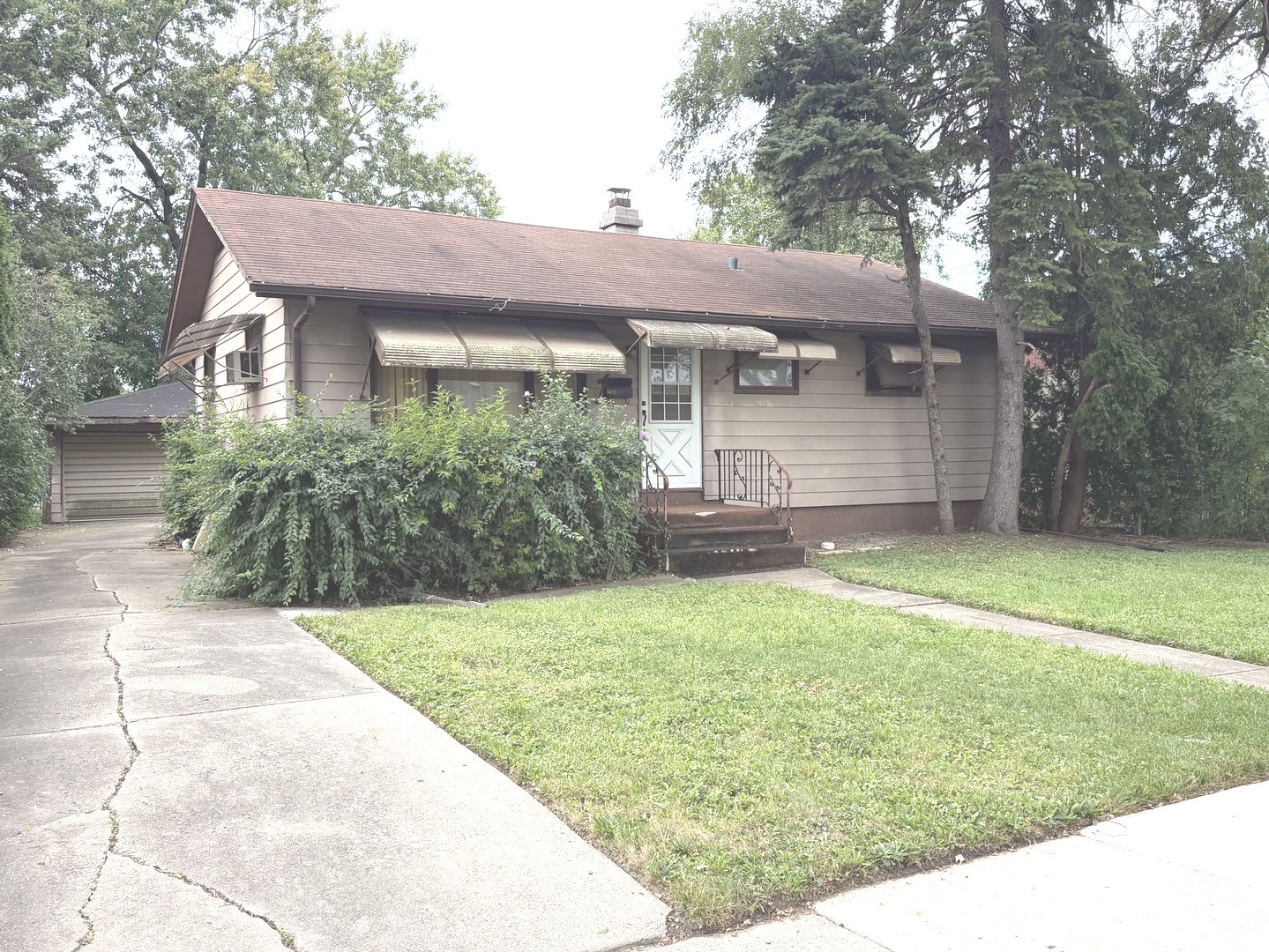14222 S Harrison Avenue Property Photo 1