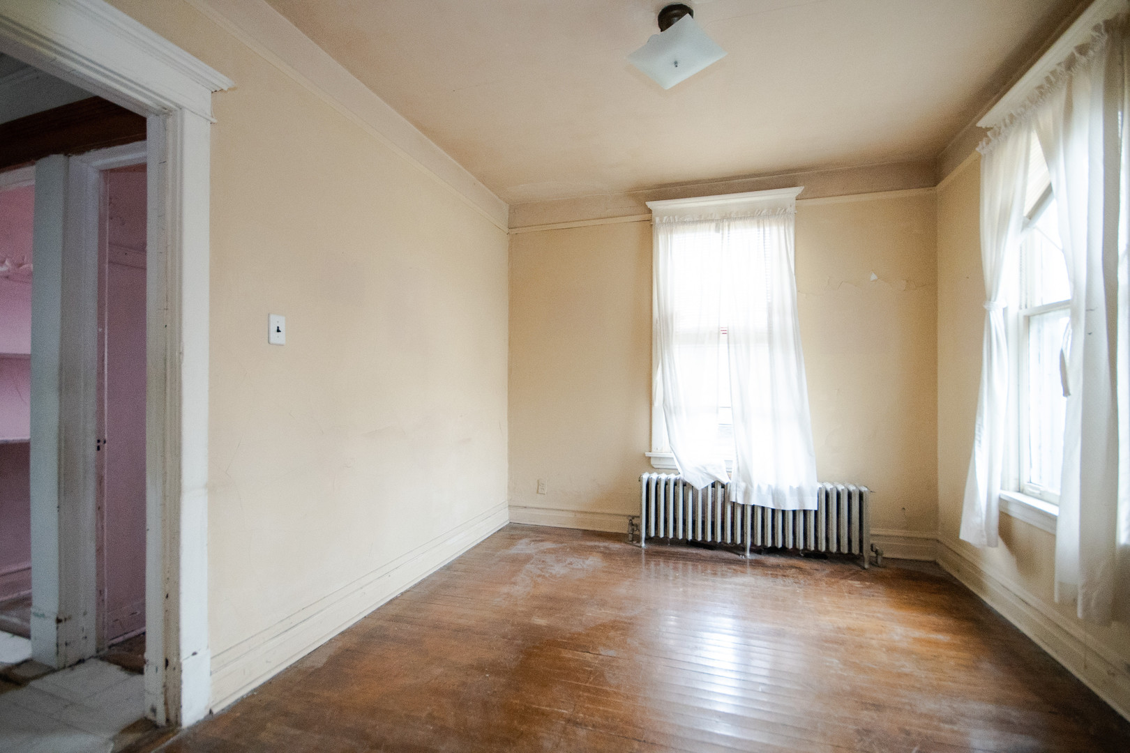 2270 N Monitor Avenue Property Photo 6