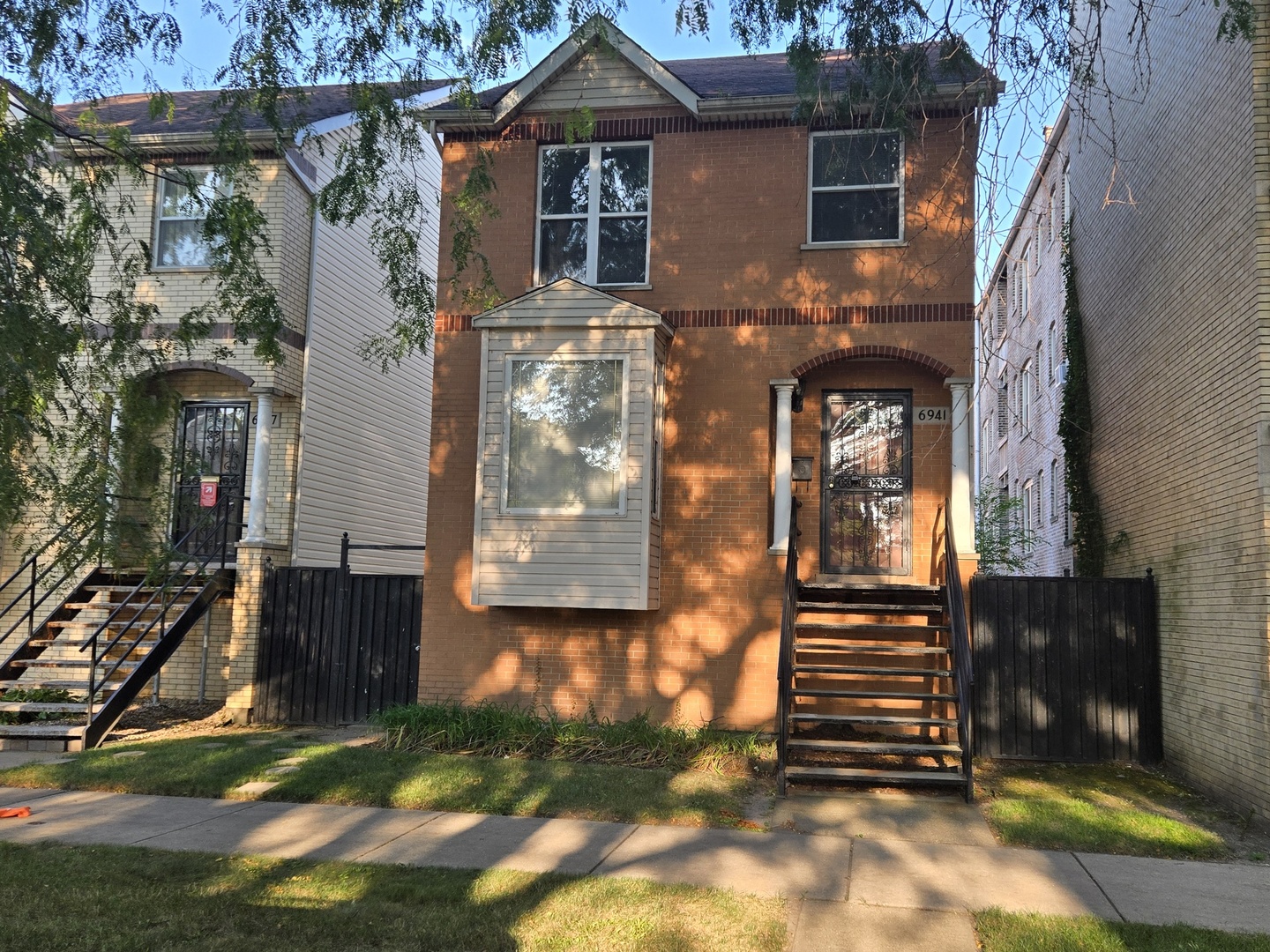 6941 S Cornell Avenue Property Photo 1