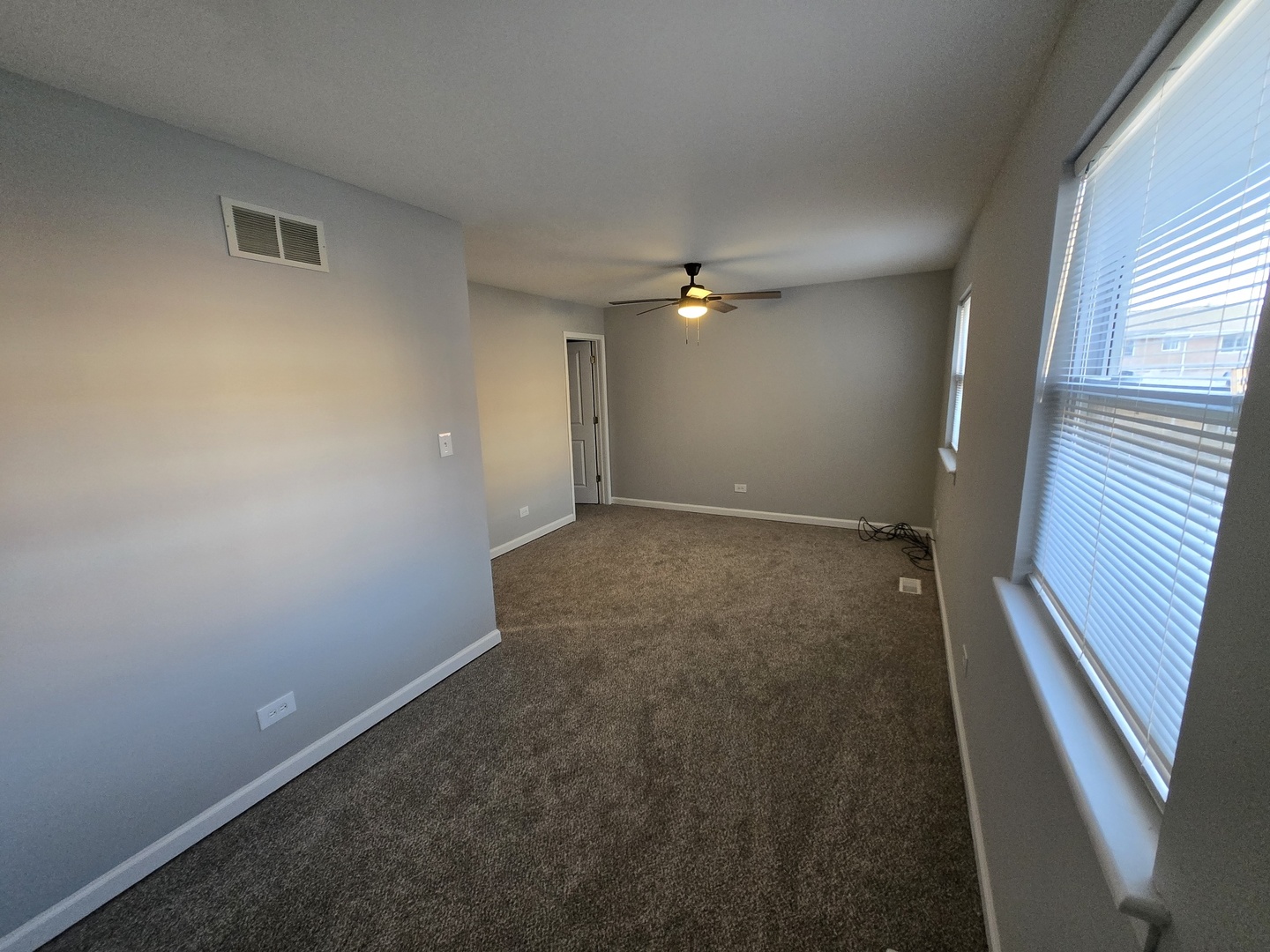 6941 S Cornell Avenue Property Photo 12