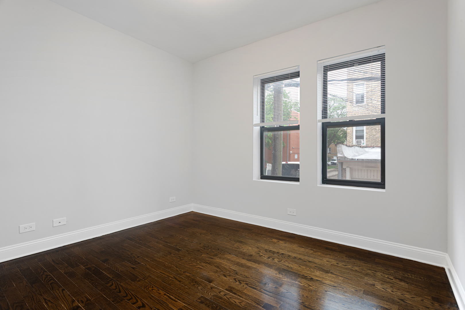 7530 N Seeley Avenue 106 Property Photo 11