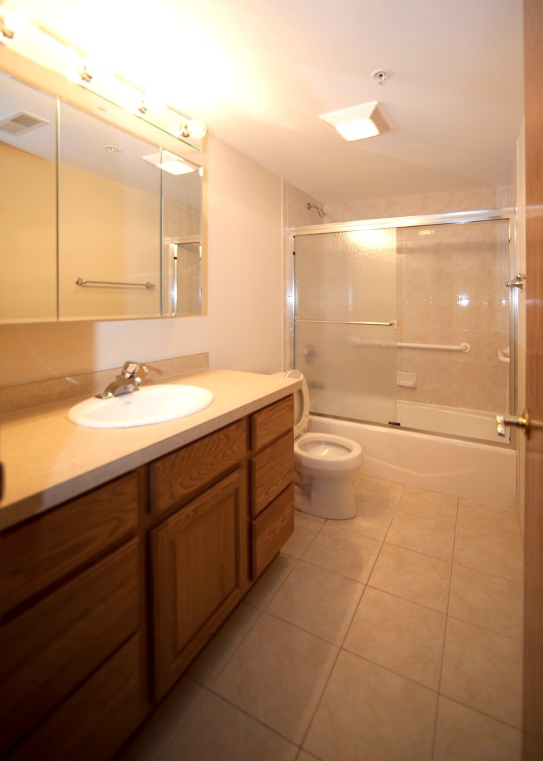 6340 Capulina Avenue 4c Property Photo 5