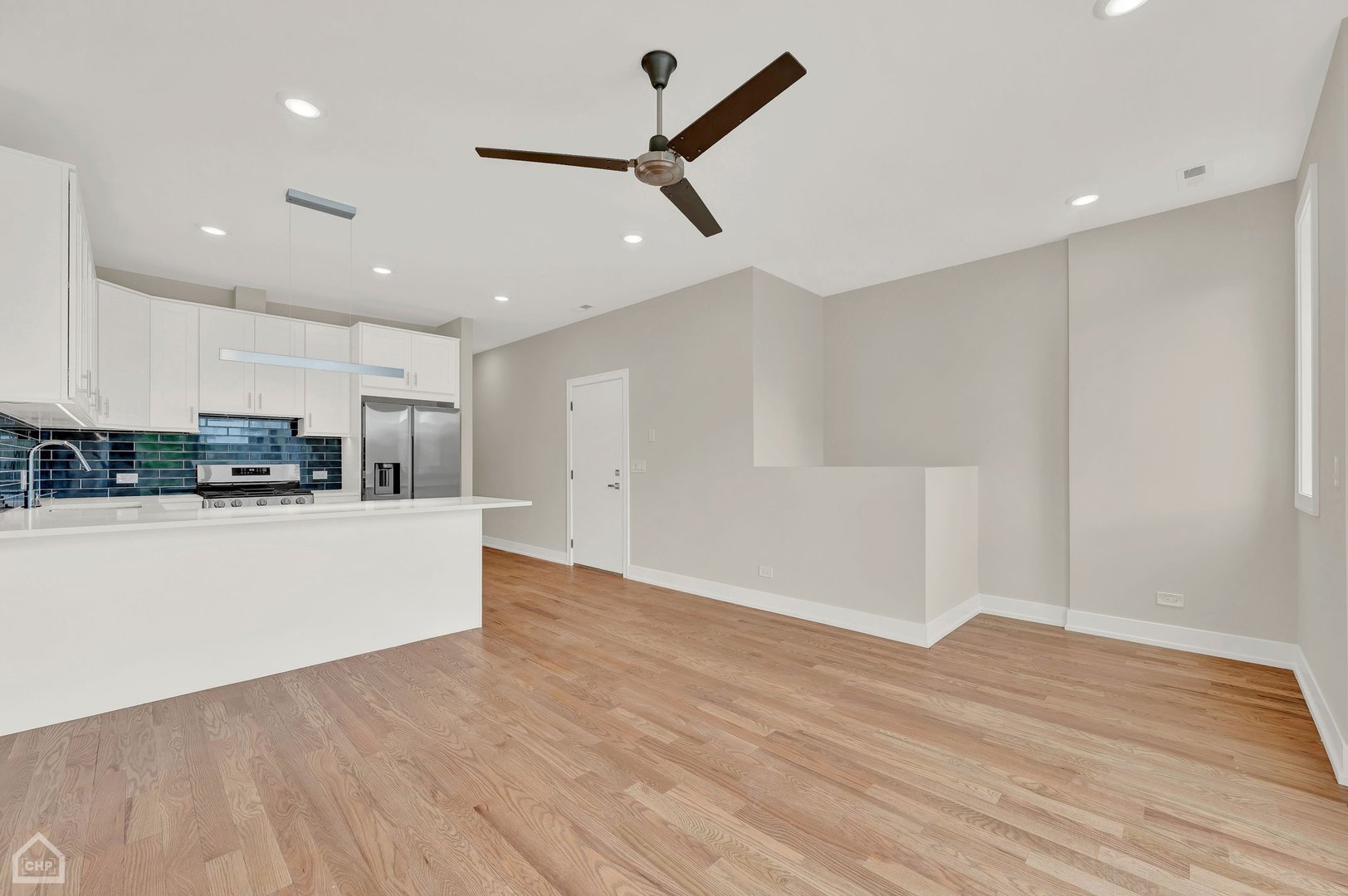 4611 S Saint Lawrence Avenue 2 Property Photo 5