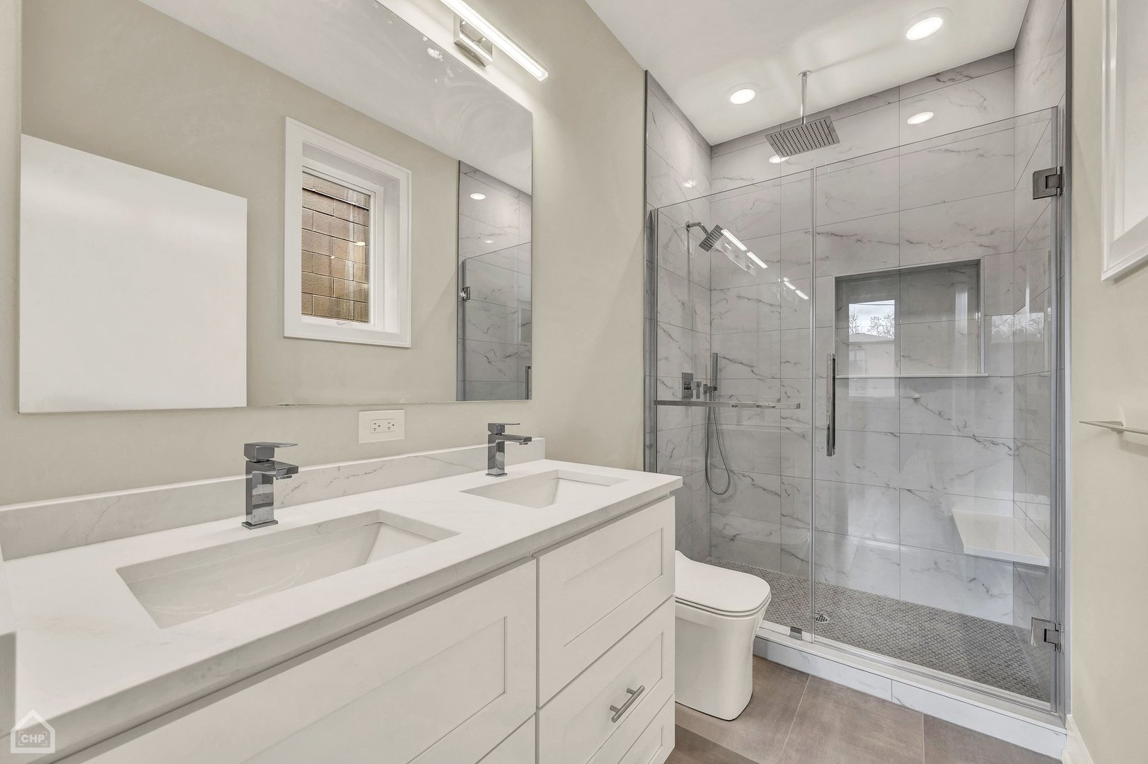 4611 S Saint Lawrence Avenue 2 Property Photo 12