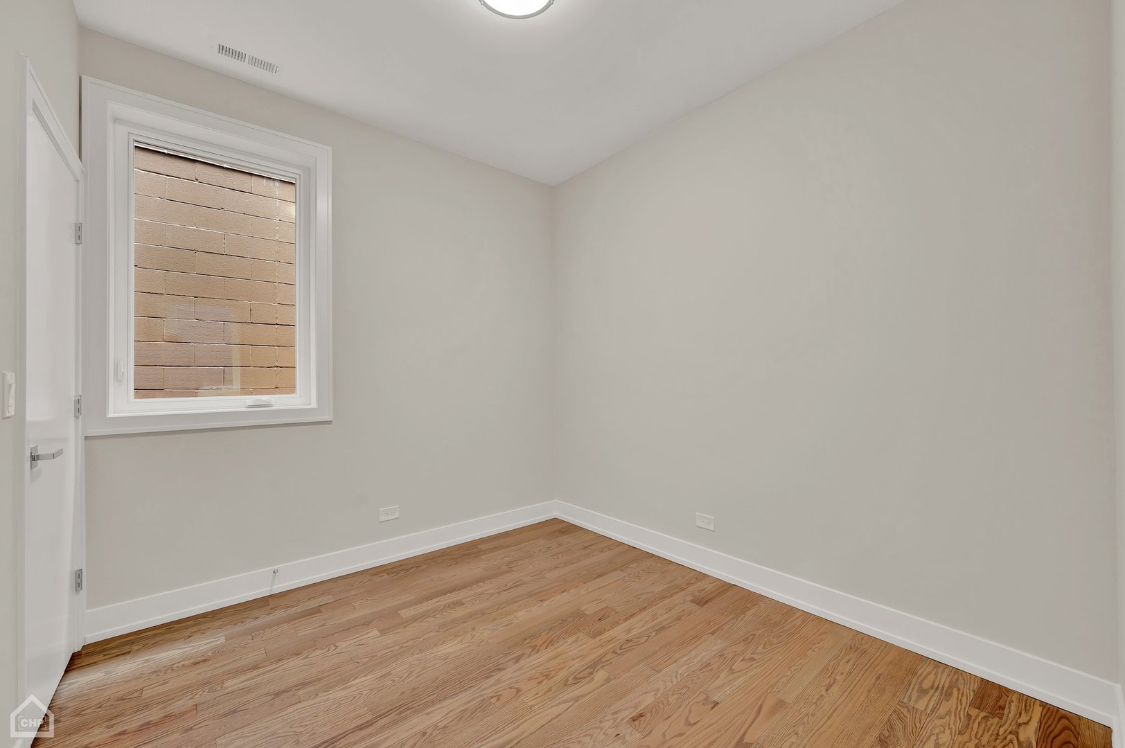 4611 S Saint Lawrence Avenue 2 Property Photo 16
