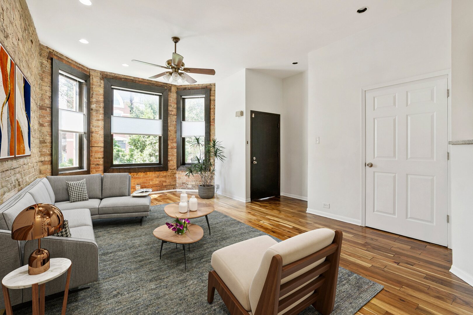 1219 N Damen Avenue Property Photo 2