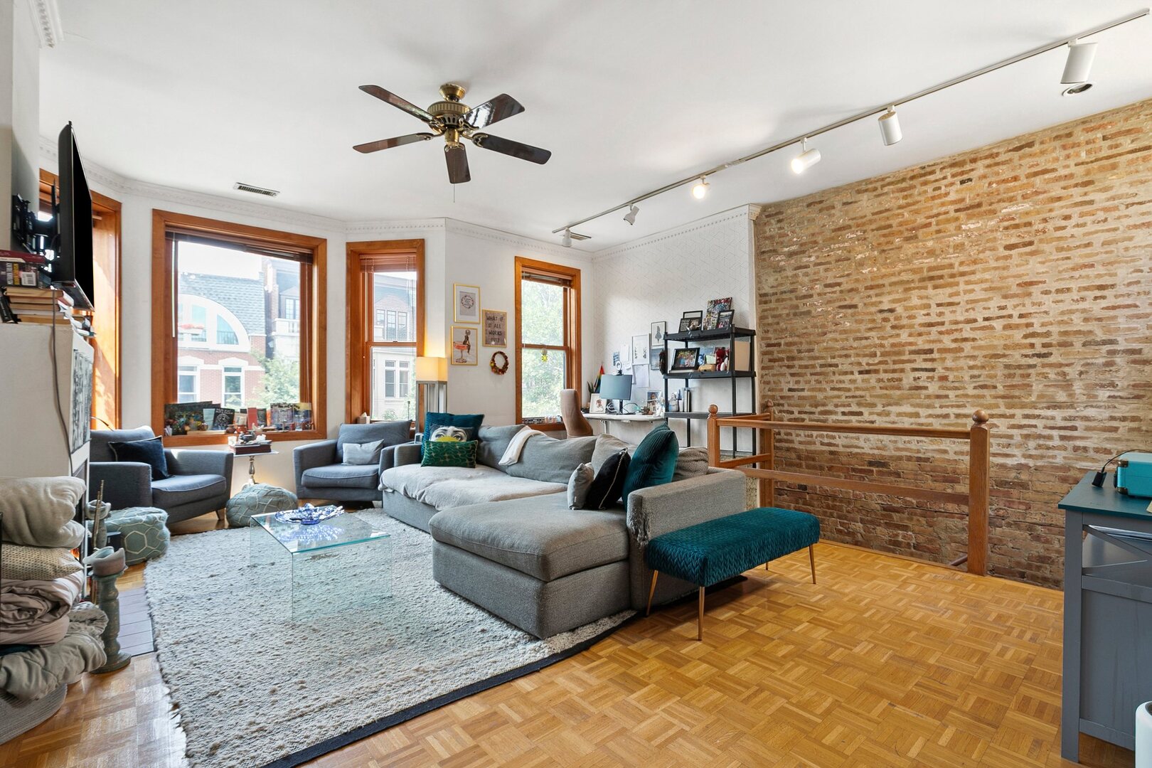 1219 N Damen Avenue Property Photo 30