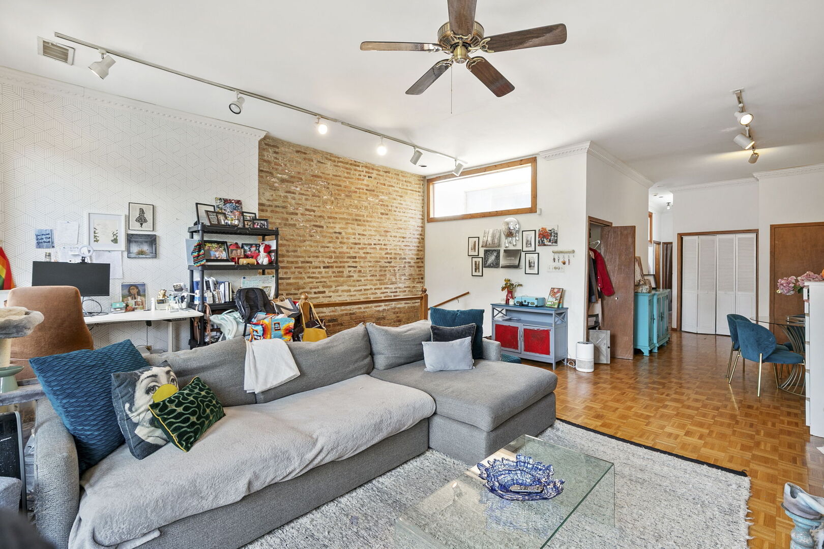 1219 N Damen Avenue Property Photo 33