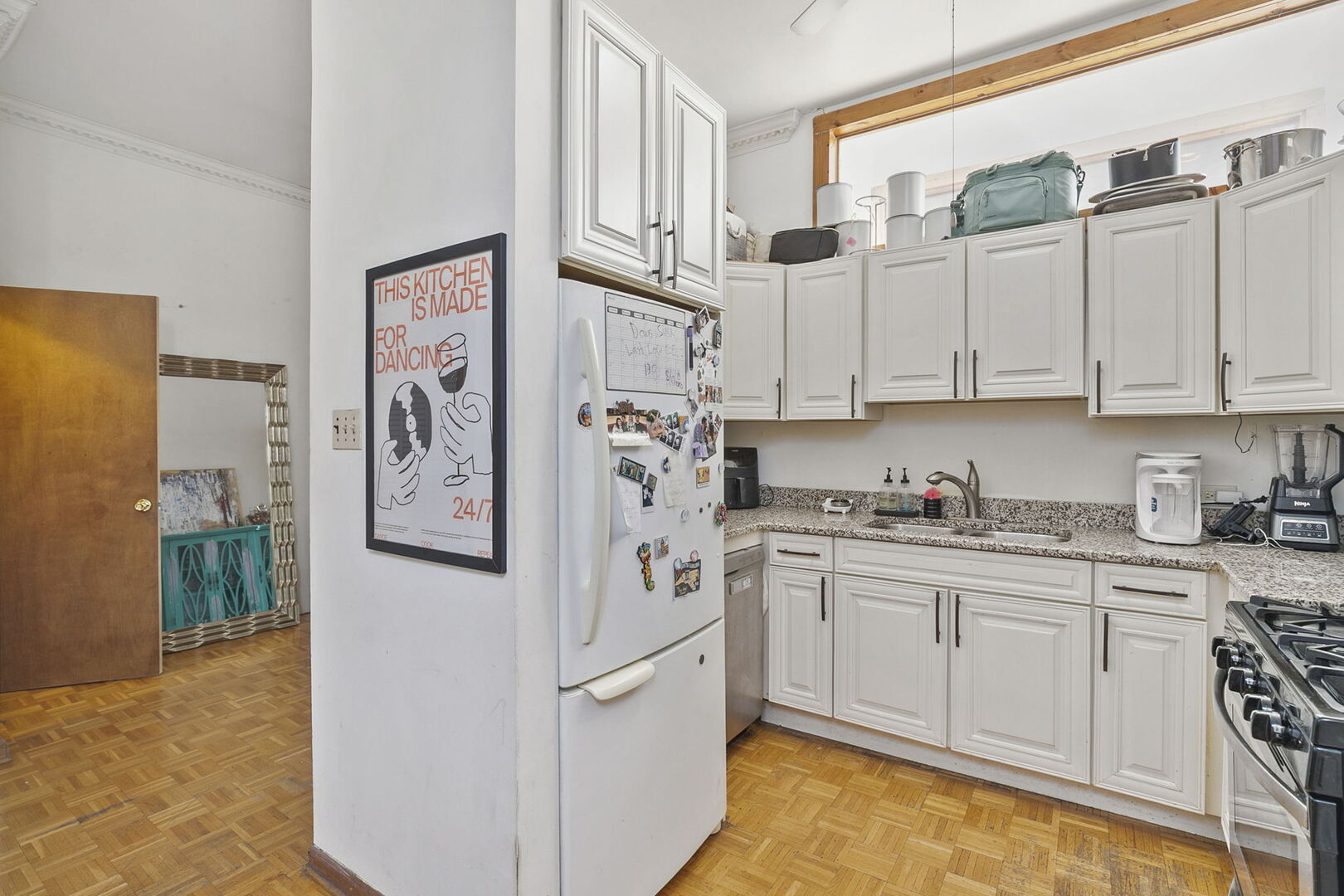 1219 N Damen Avenue Property Photo 36