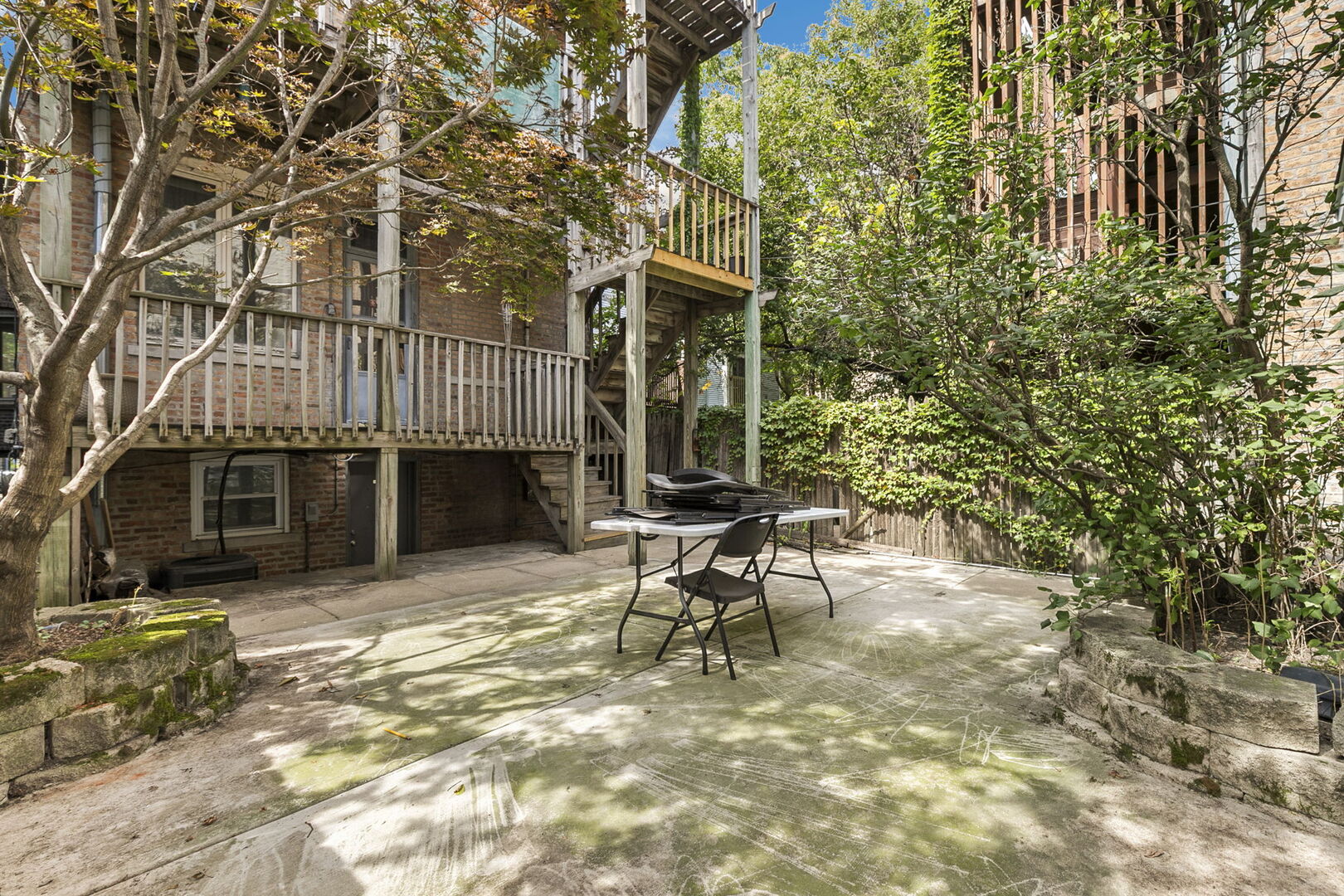 1219 N Damen Avenue Property Photo 46