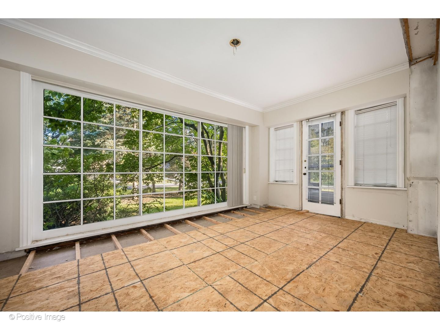 304 Cumnor Road Property Photo 8