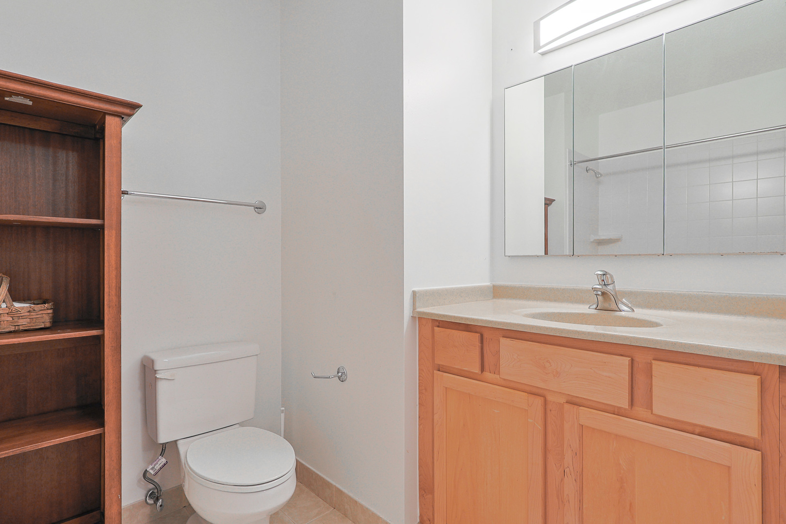 222 N Columbus Drive 302 Property Photo 13