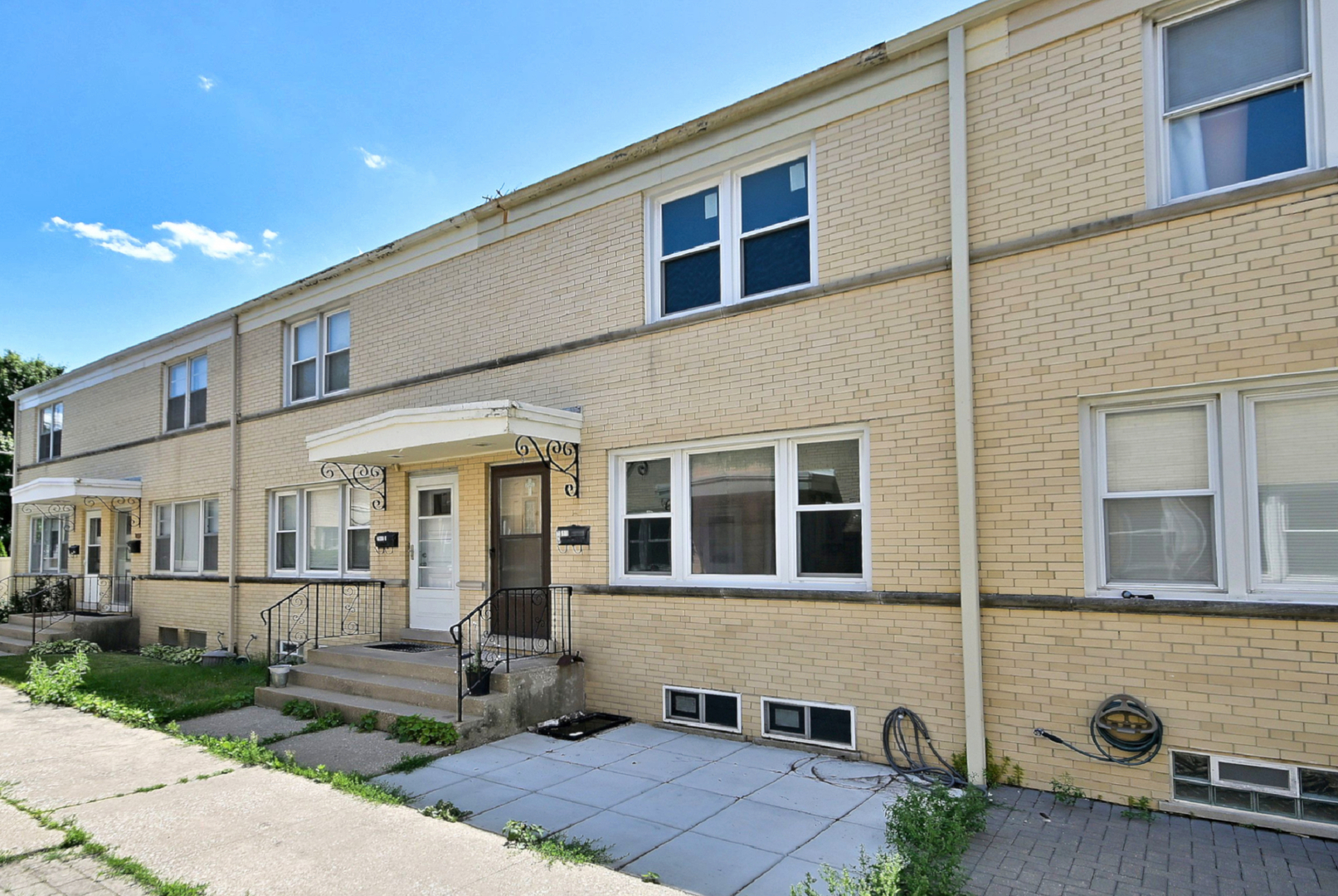 7911 North Avenue C Property Photo 2
