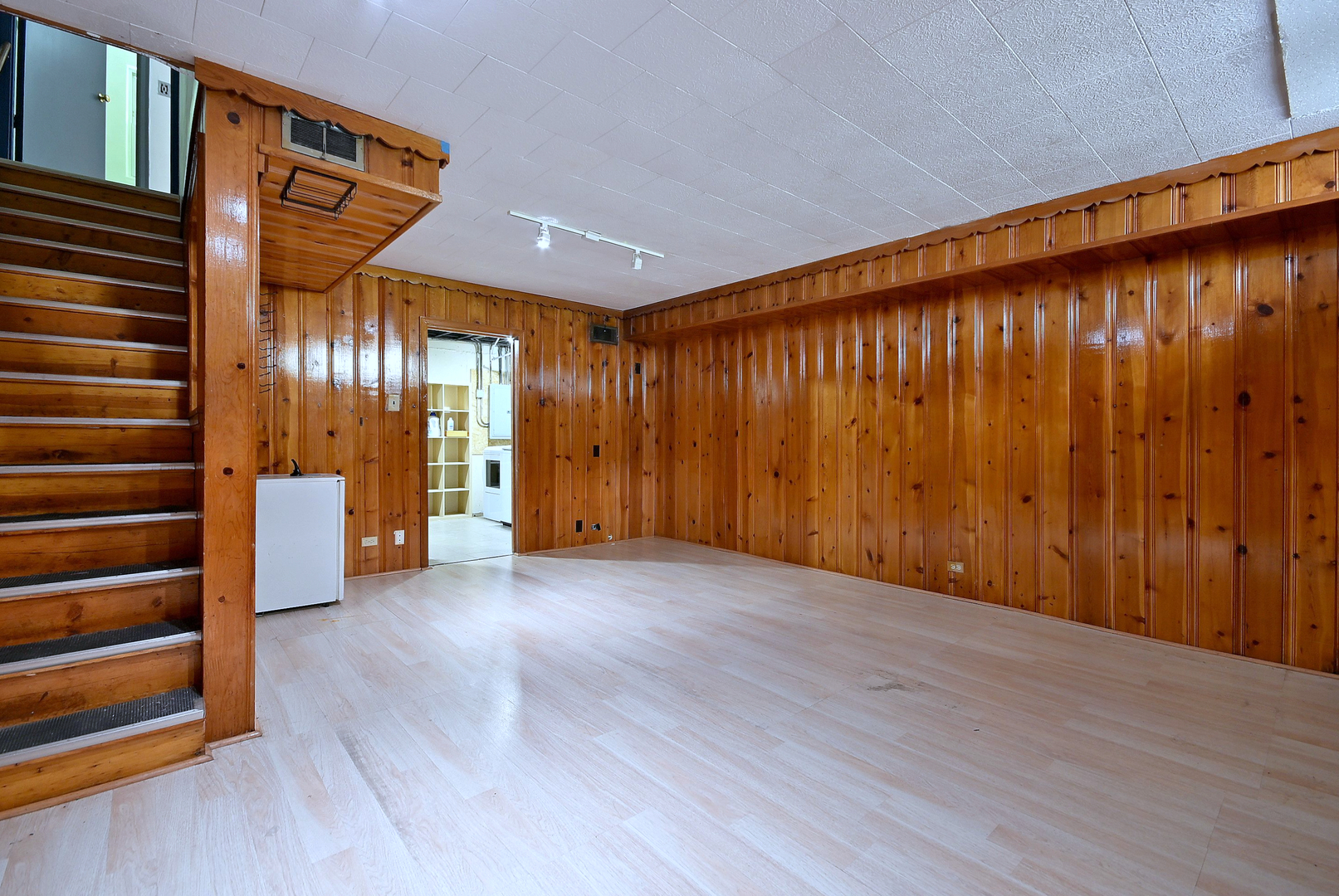 7911 North Avenue C Property Photo 23