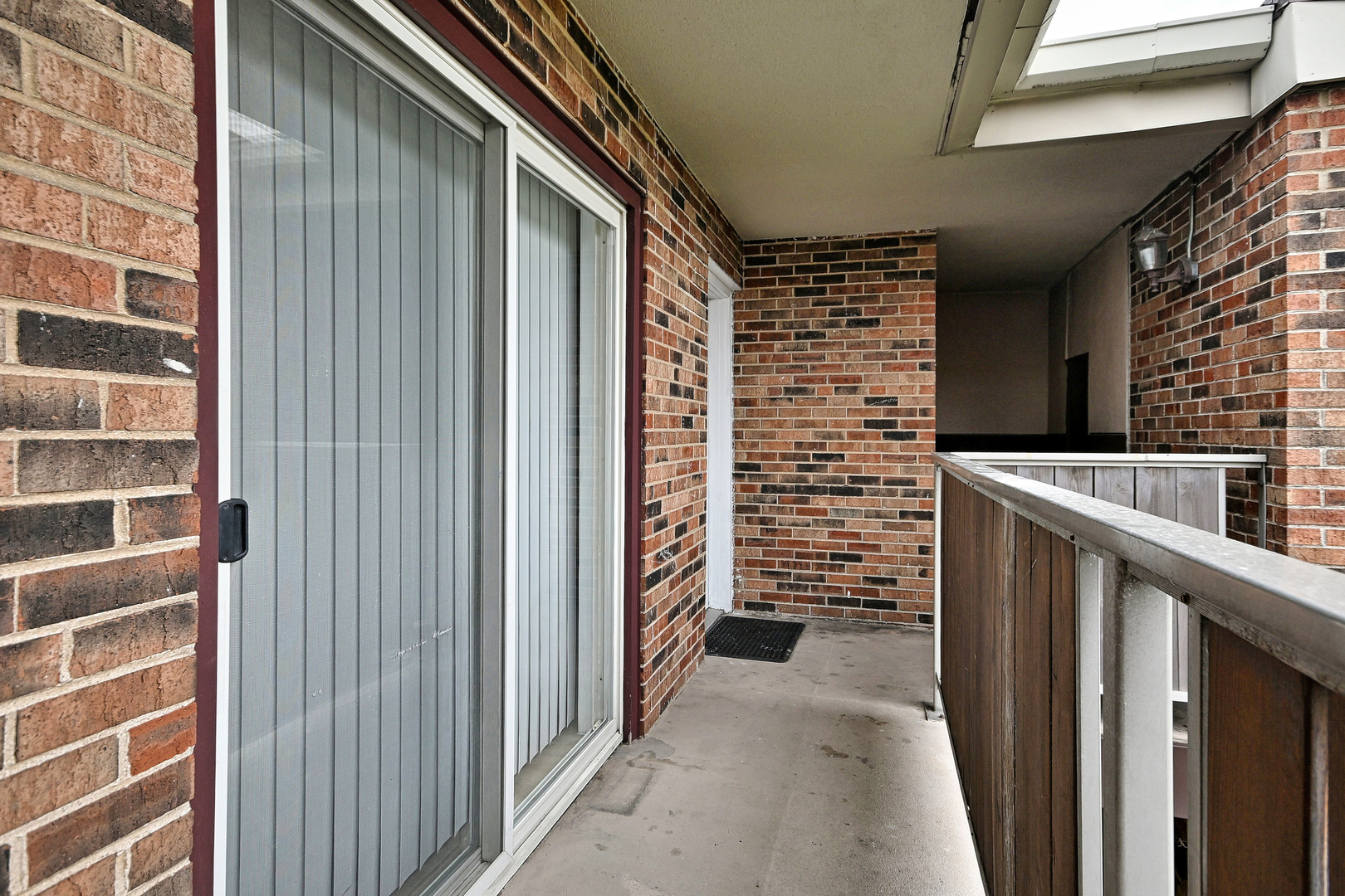 600 S York Street 3e Property Photo 3