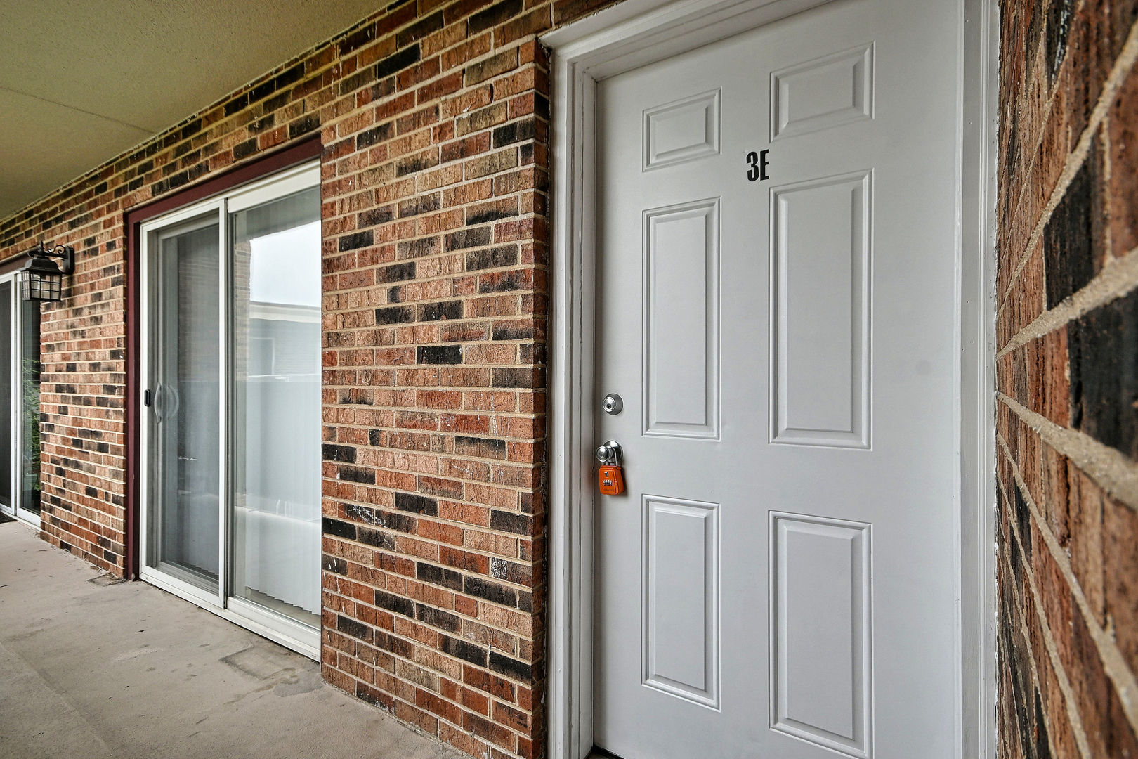 600 S York Street 3e Property Photo 4