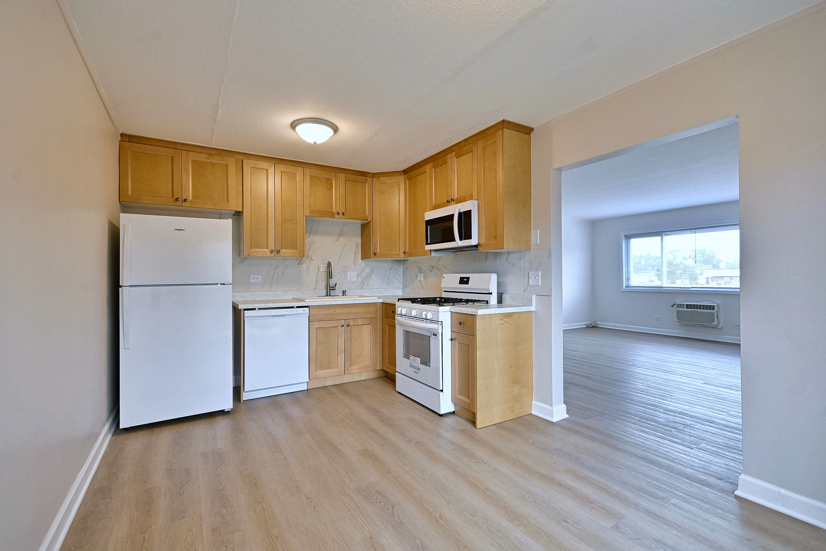 600 S York Street 3e Property Photo 15
