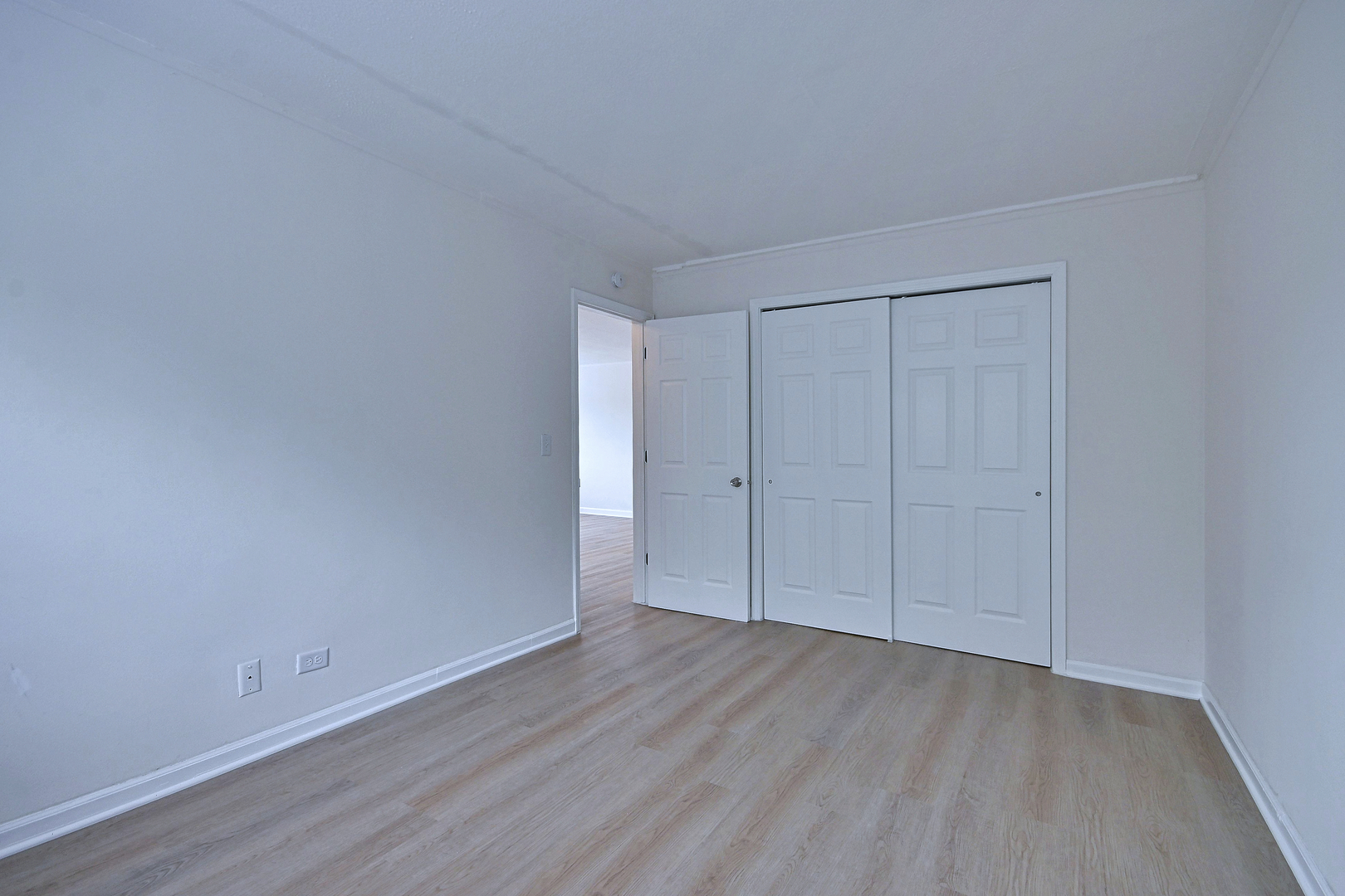 600 S York Street 3e Property Photo 18