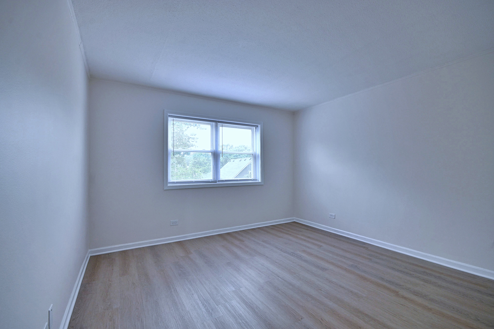 600 S York Street 3e Property Photo 19