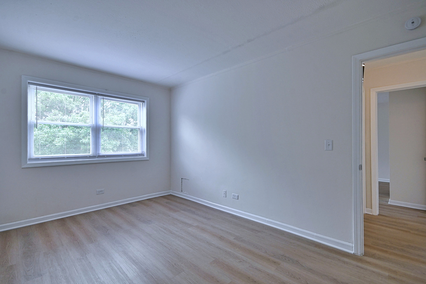 600 S York Street 3e Property Photo 23