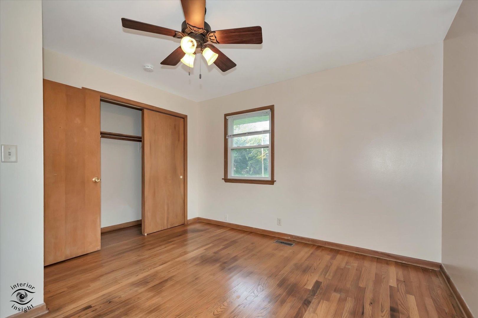 644 S Calumet Avenue Property Photo 15